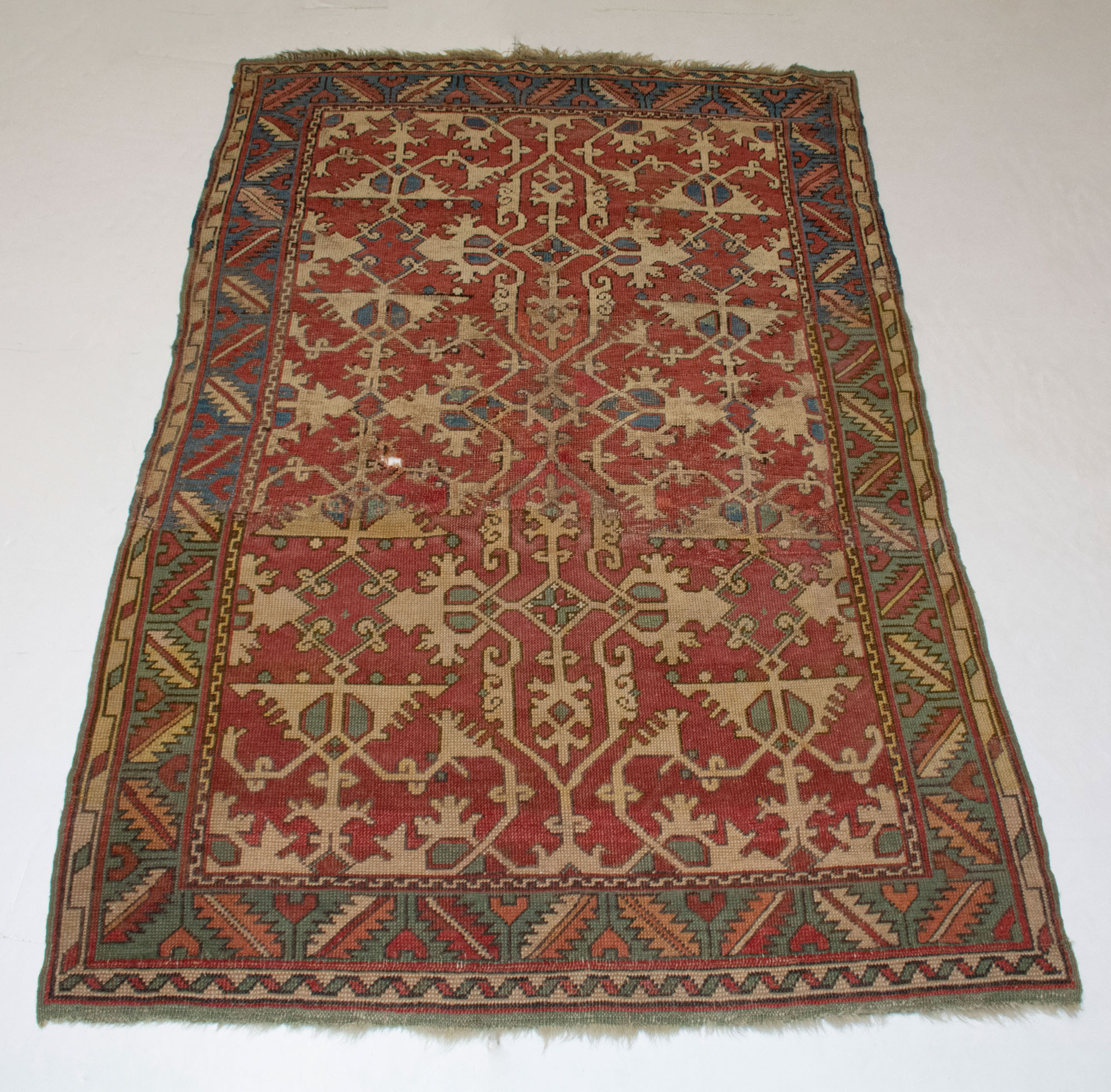 Lot image - Lotto Oushak Rug
