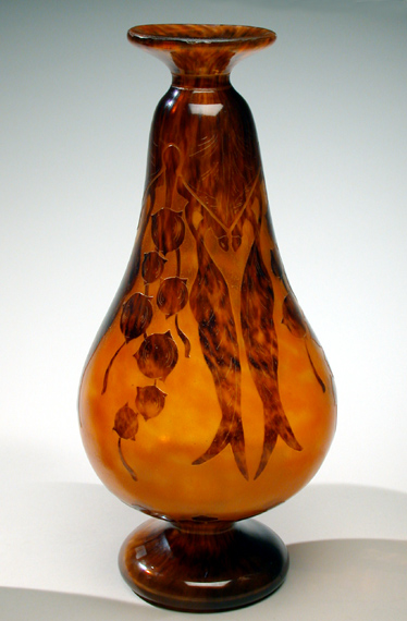 Lot image - Le Verre Francais Cameo Glass Vase