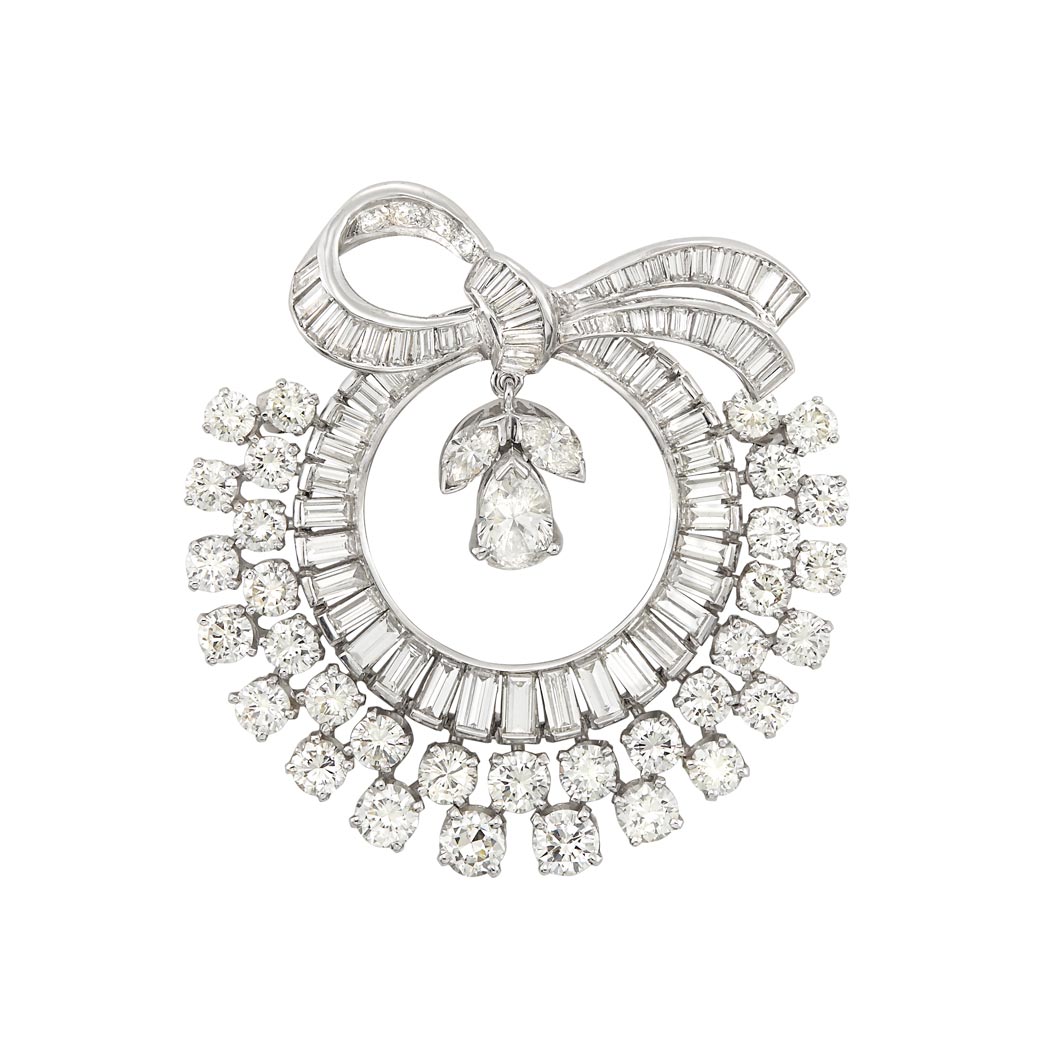 Lot image - Platinum and Diamond Wreath Brooch