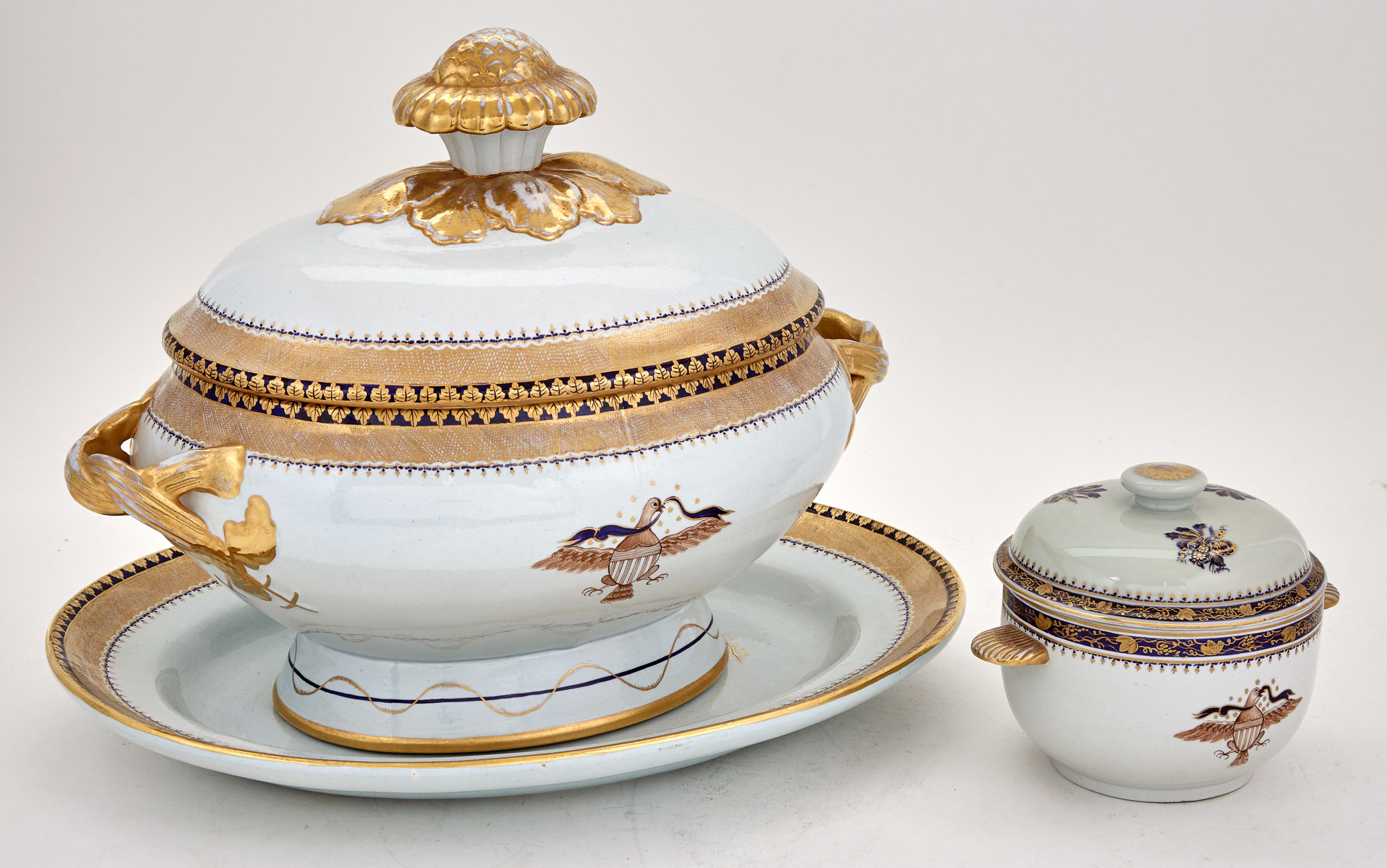 Lot image - Mottahedeh Chinese Export Style Eagle Decorated Tureen and Stand; Together with a Similar Covered Bowl