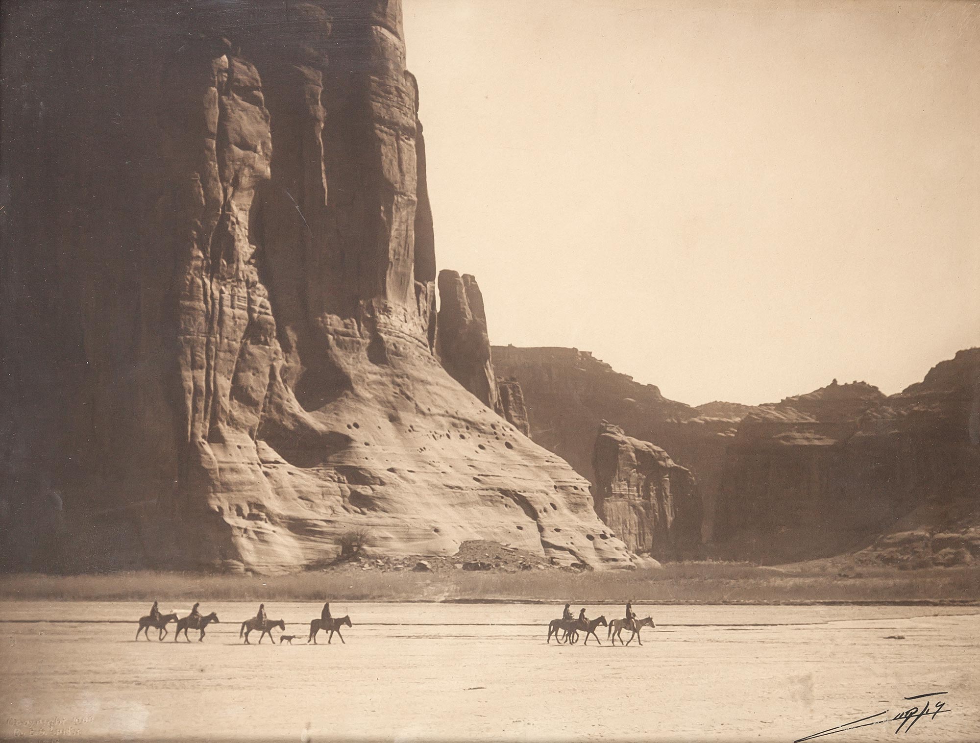 Lot image - CURTIS, EDWARD SHERRIFF (1865-1952)  [Cañón de Chelly,