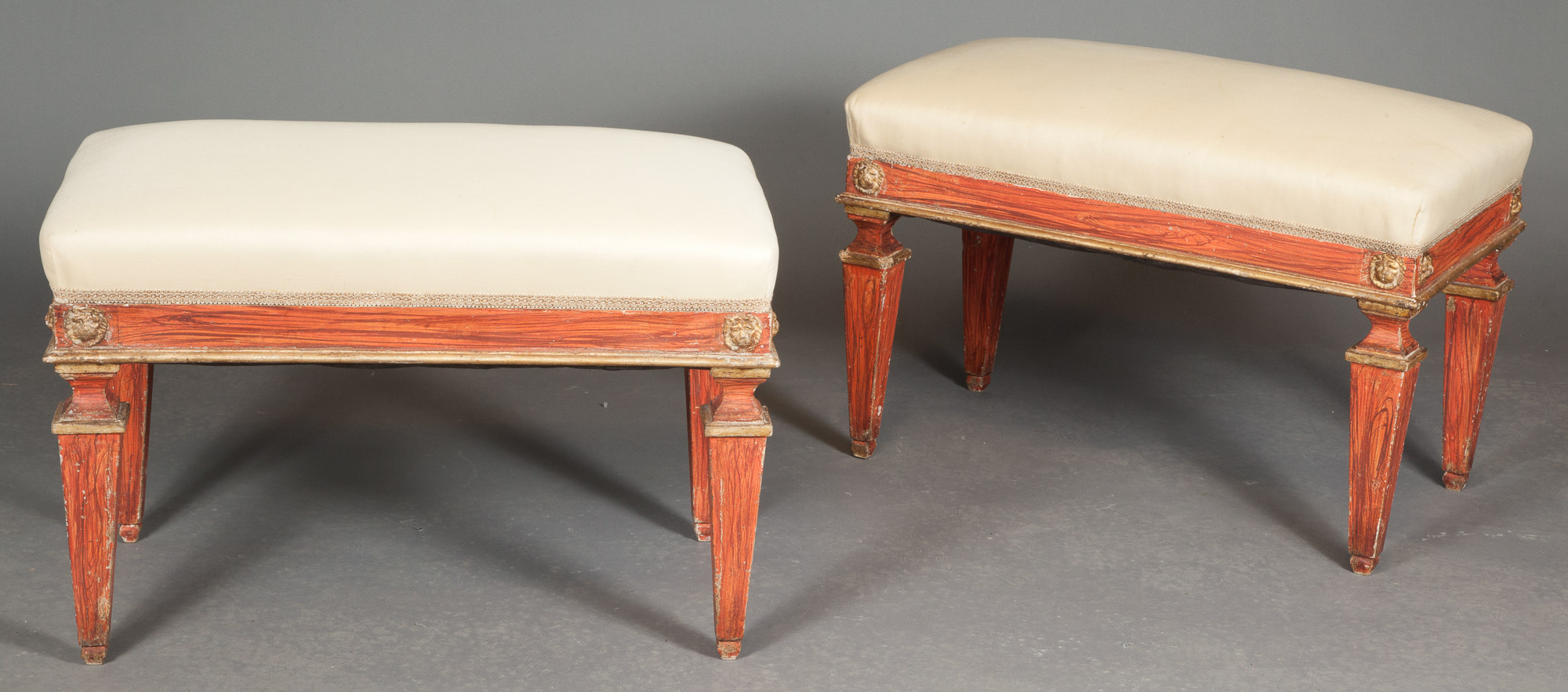 Lot image - Pair of Italian Neoclassical Style Painted and Parcel-Gilt Benches