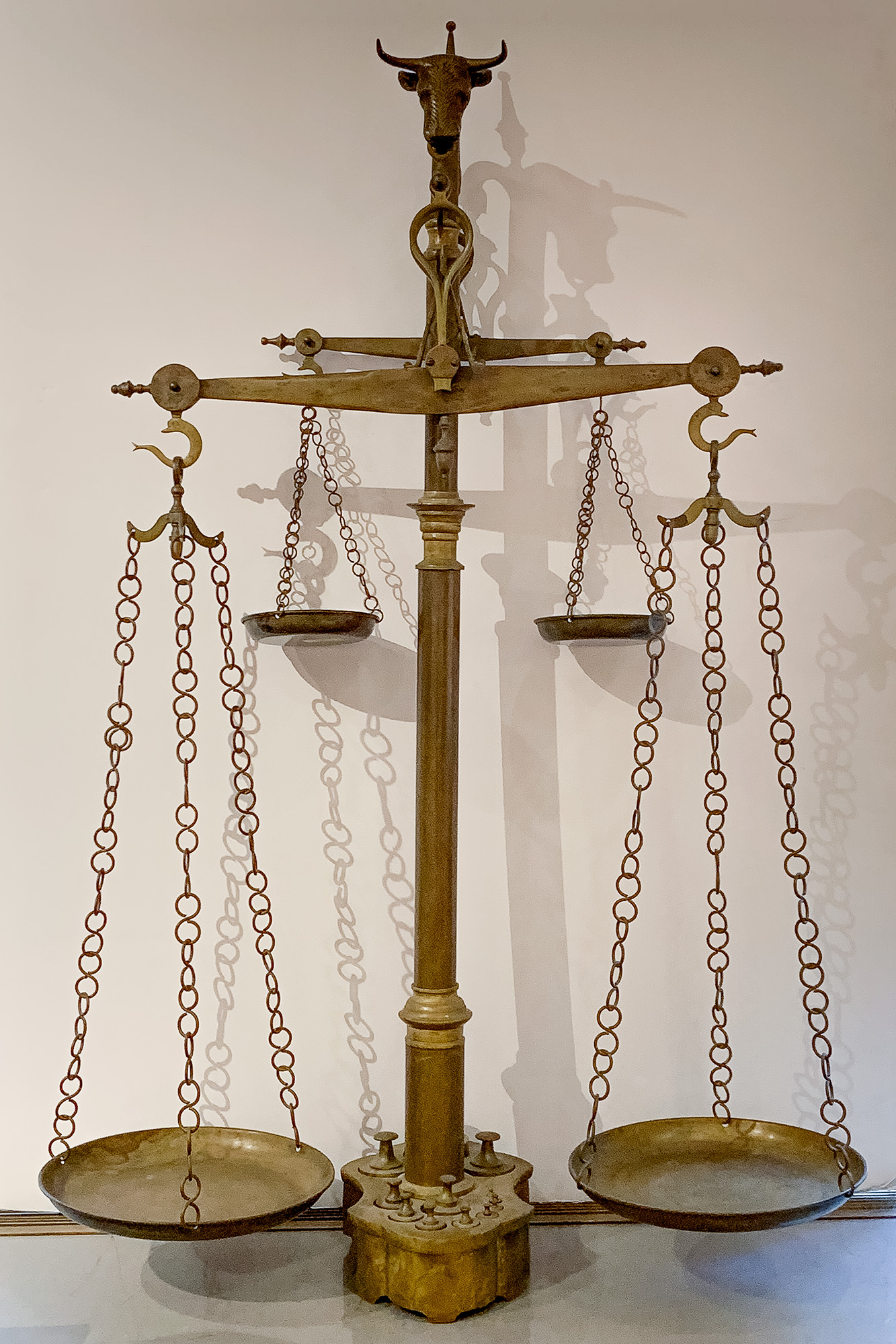 Lot image - English Brass Double Tray-Balance Scale and Weights