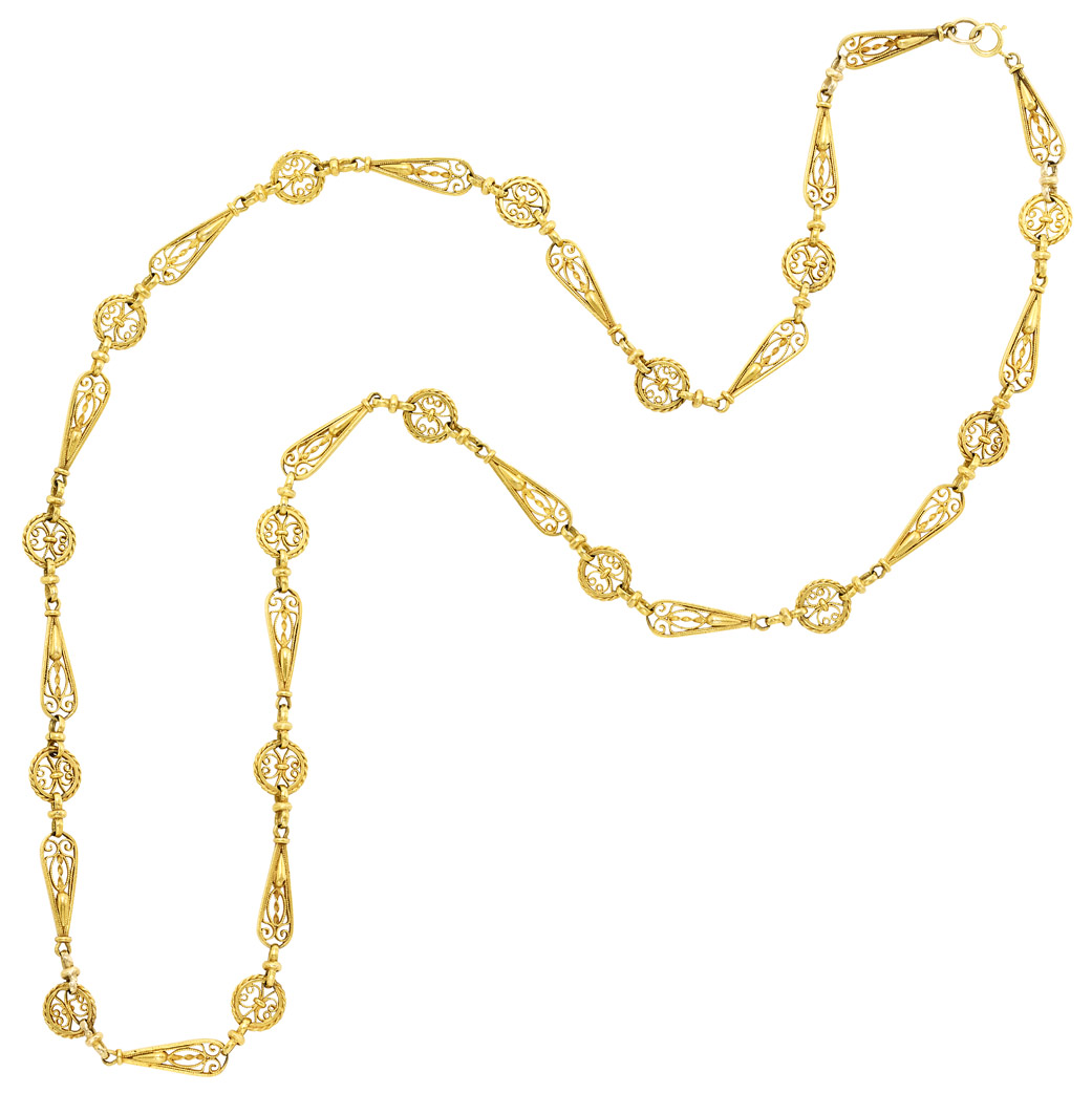 Lot image - Antique Gold Chain Necklace