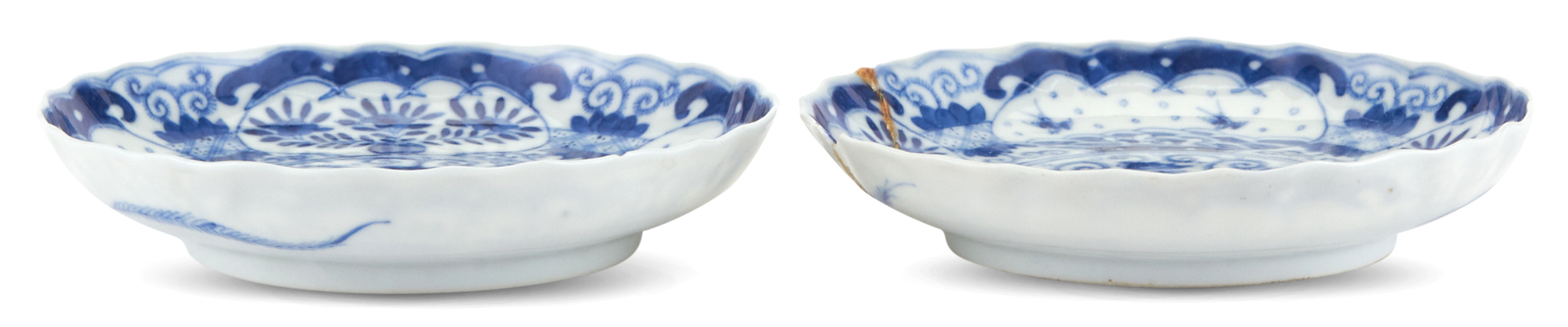 Lot image - A Pair of Chinese Blue and White Porcelain Saucer Dishes