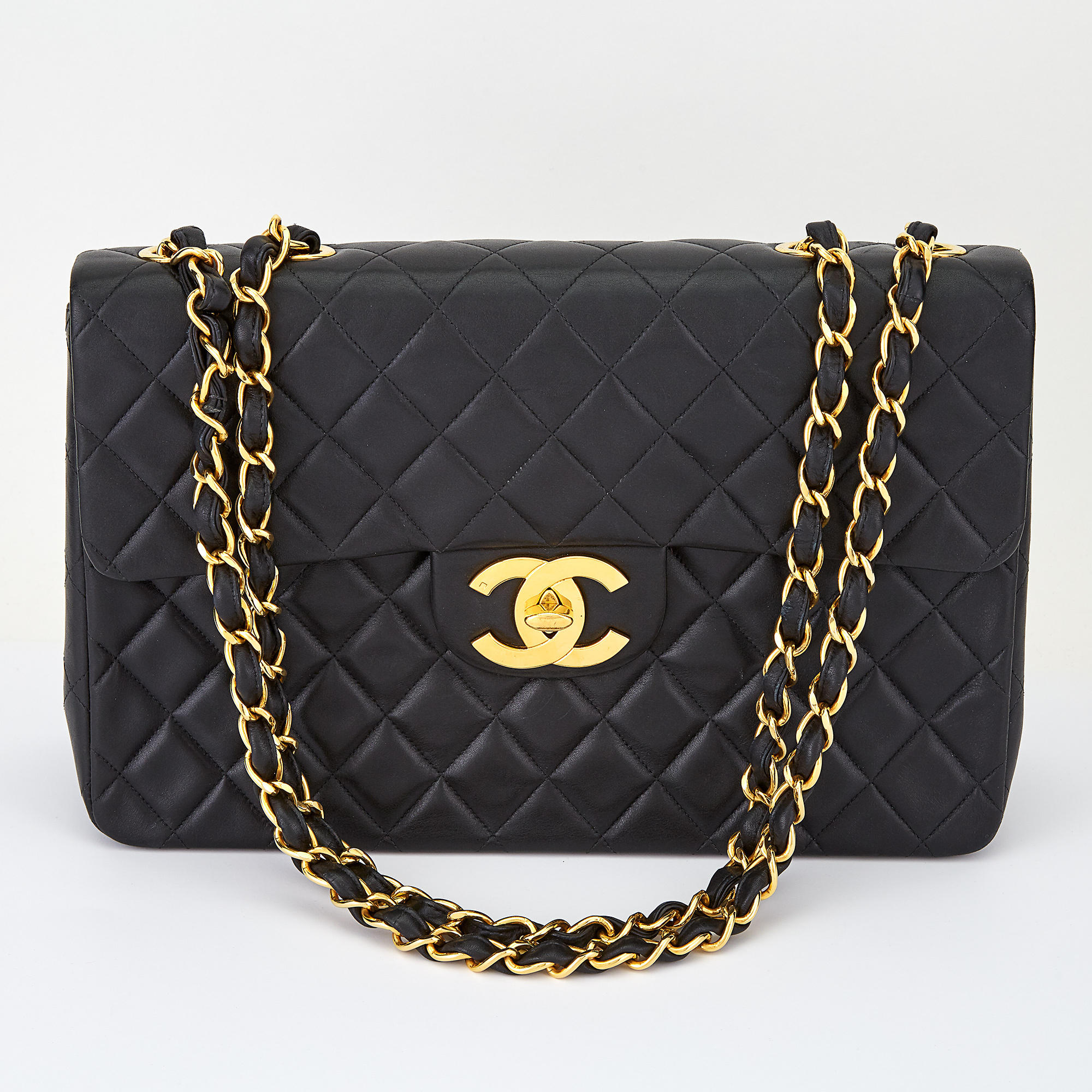 Lot image - Chanel Maxi Classic Flap Bag