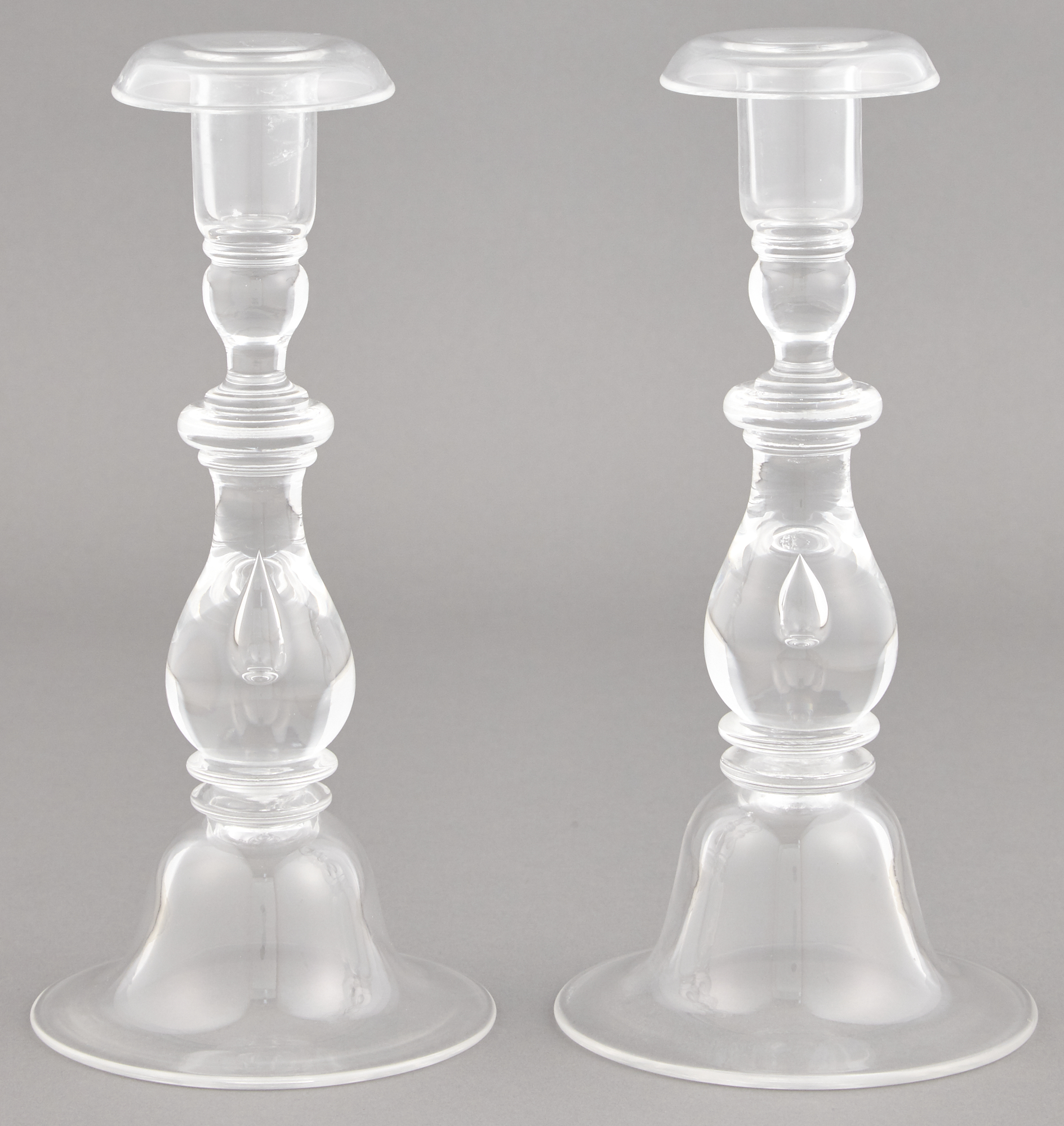 Lot image - Pair of Steuben Glass Teardrop Candlesticks