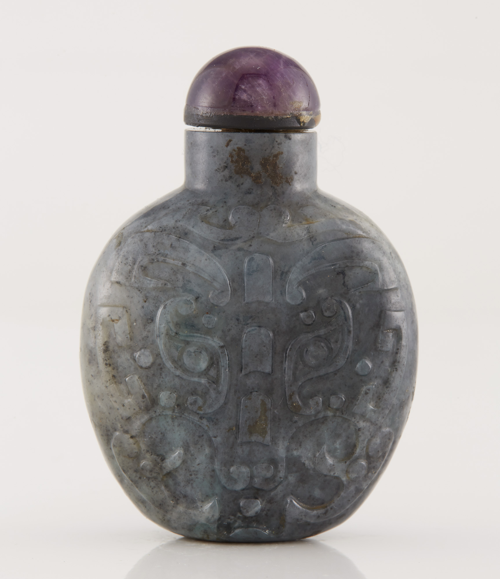 Lot image - Chinese Gray Jade Snuff Bottle