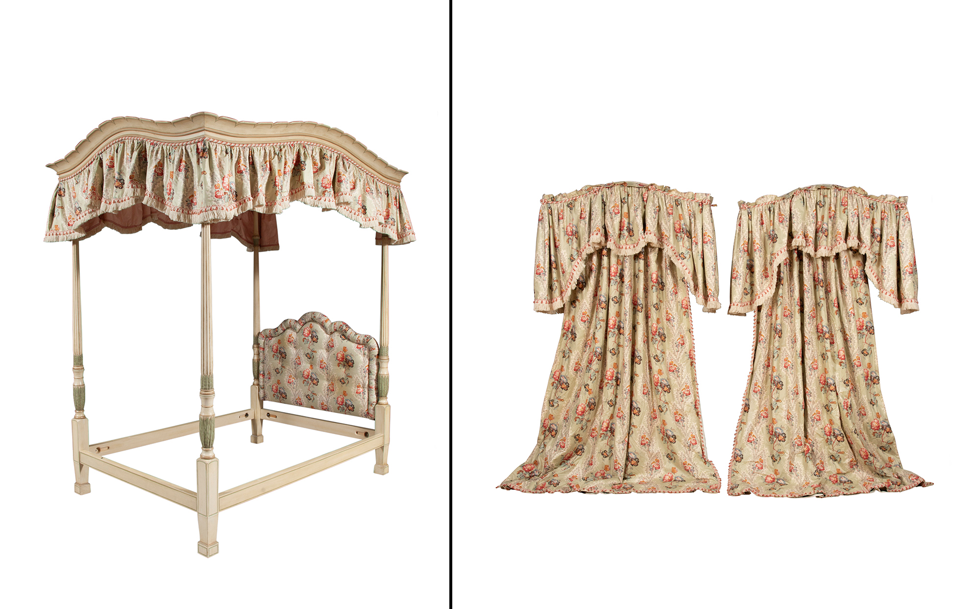 Lot image - Painted Wood  Queen-Sized Tester Bed