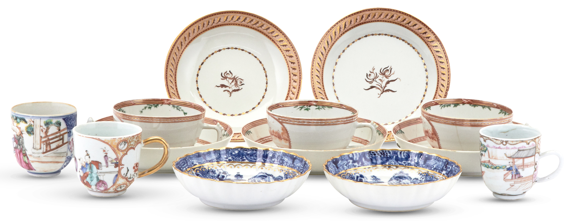 Lot image - A Grouping of Six Chinese Export Porcelain Teacups and Seven Saucer Dishes