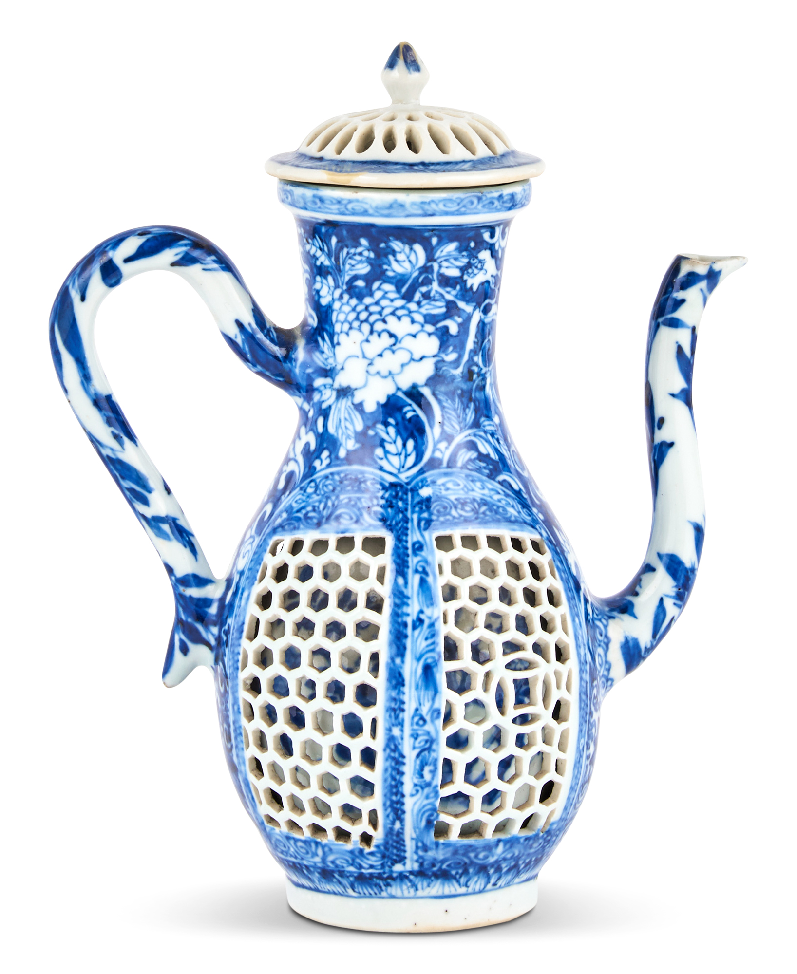 Lot image - A Chinese Blue and White Porcelain Ewer