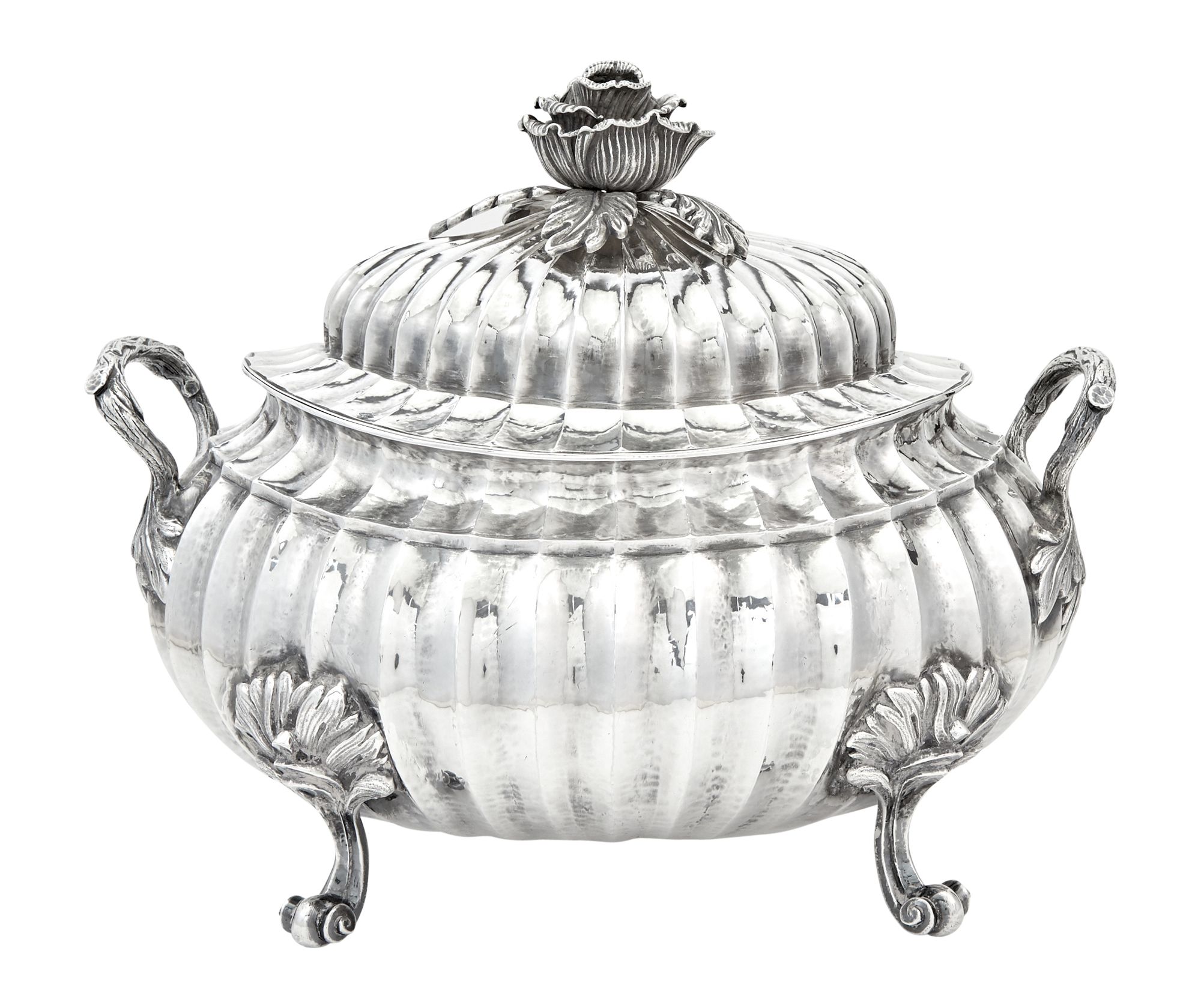 Lot image - Buccelati Sterling Silver Covered Soup Tureen