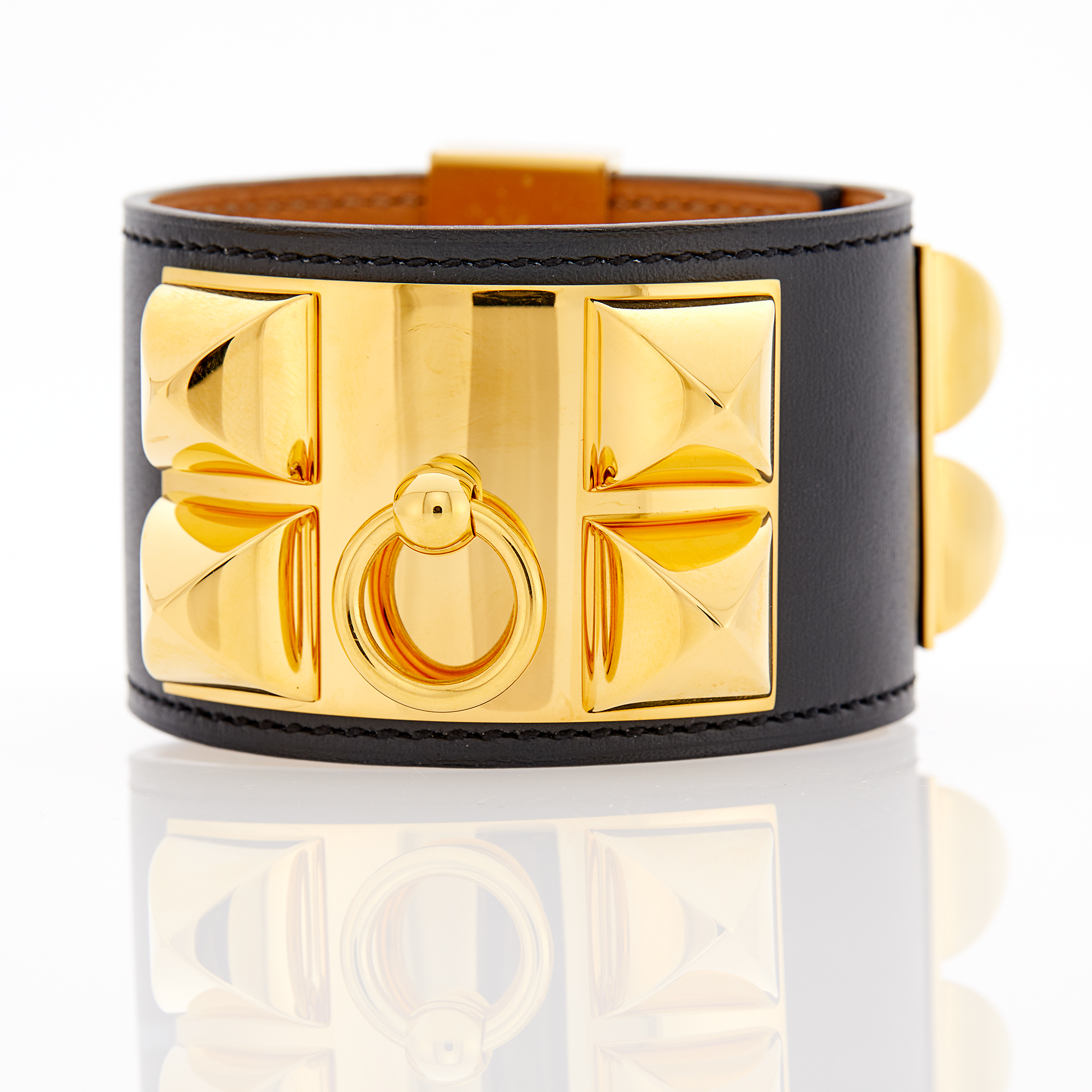 Lot image - Hermès Paris Gilt-Metal and Black Leather Collier de Chien Cuff Bracelet