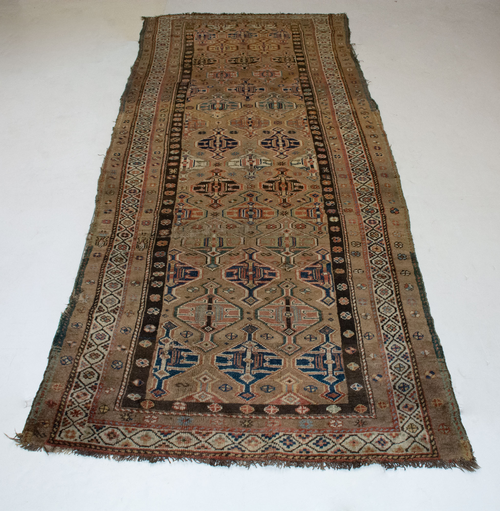 Lot image - Kurdish Rug