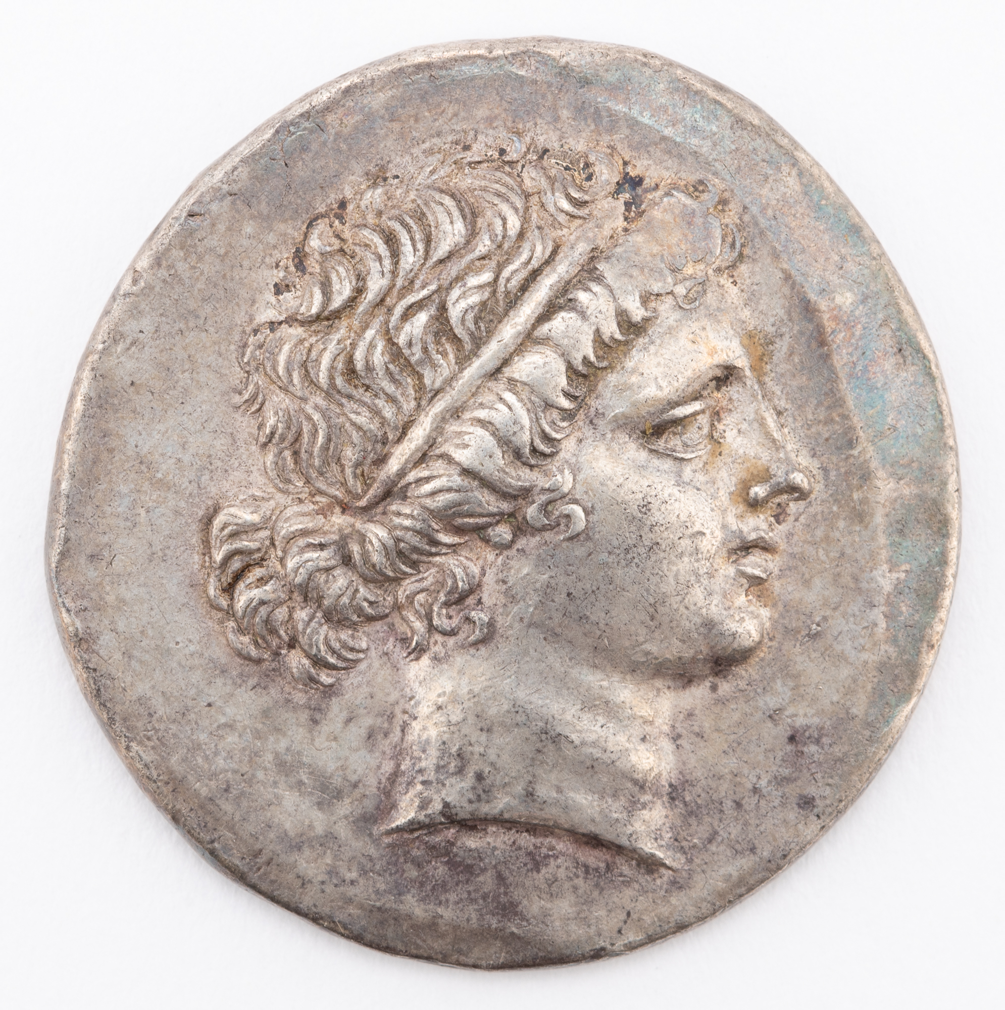 Lot image - Aiolis. Kyme, ca. 150 BC. AR Stephanophoric Tetradrachm (16.7g).
