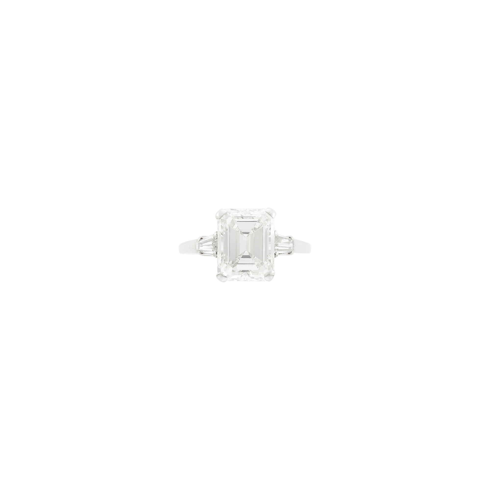 Lot image - Platinum and Diamond Ring