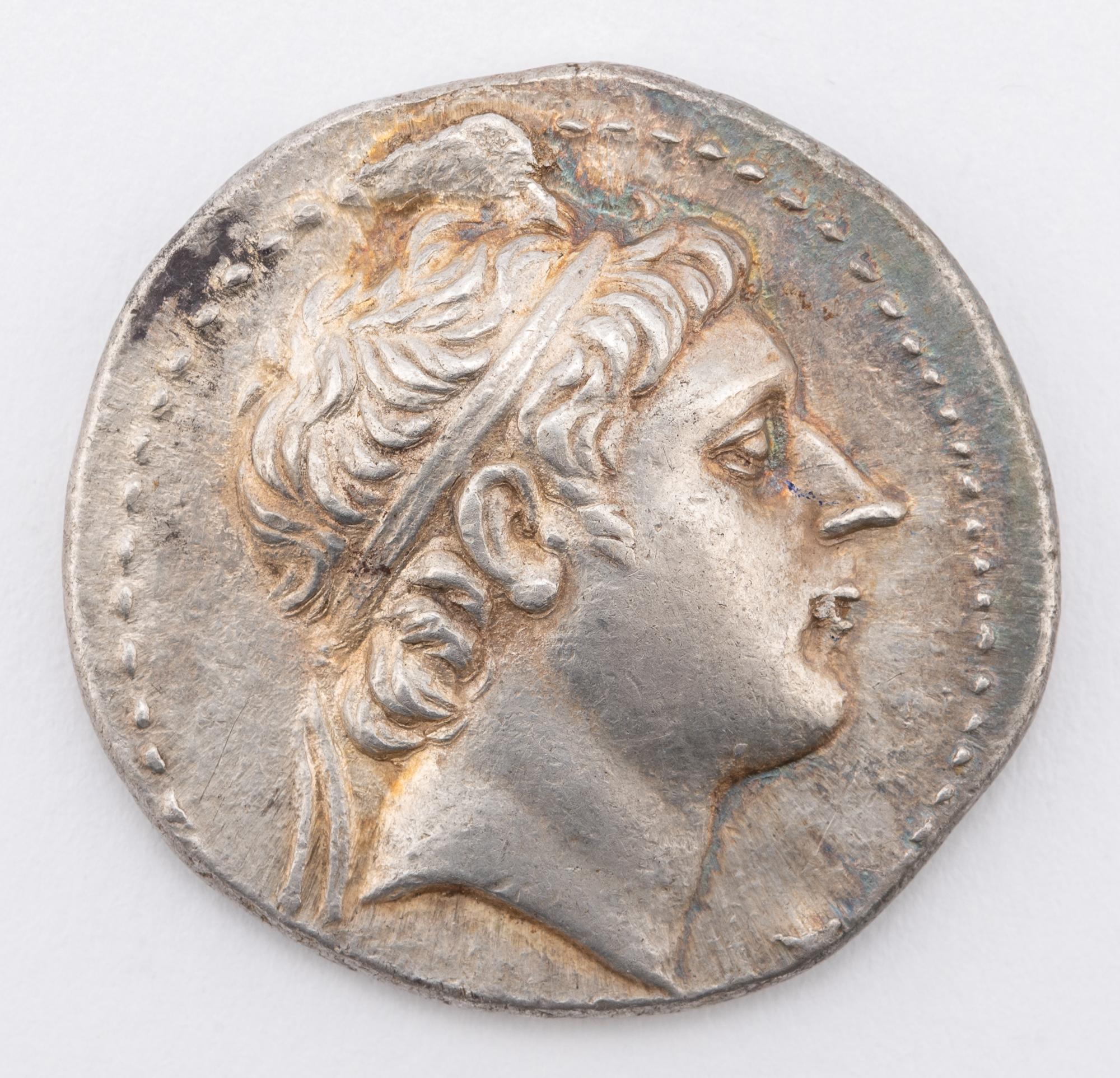 Lot image - Seleucid Empire - Antiochos III (The Great), 223-187 BC. AR Tetradrachm (17.2g), Tarsos mint, ca. 222-211 BC.