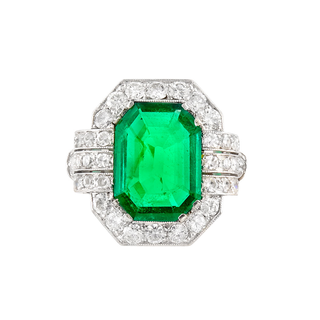 Lot image - White Gold, Emerald and Diamond Ring
