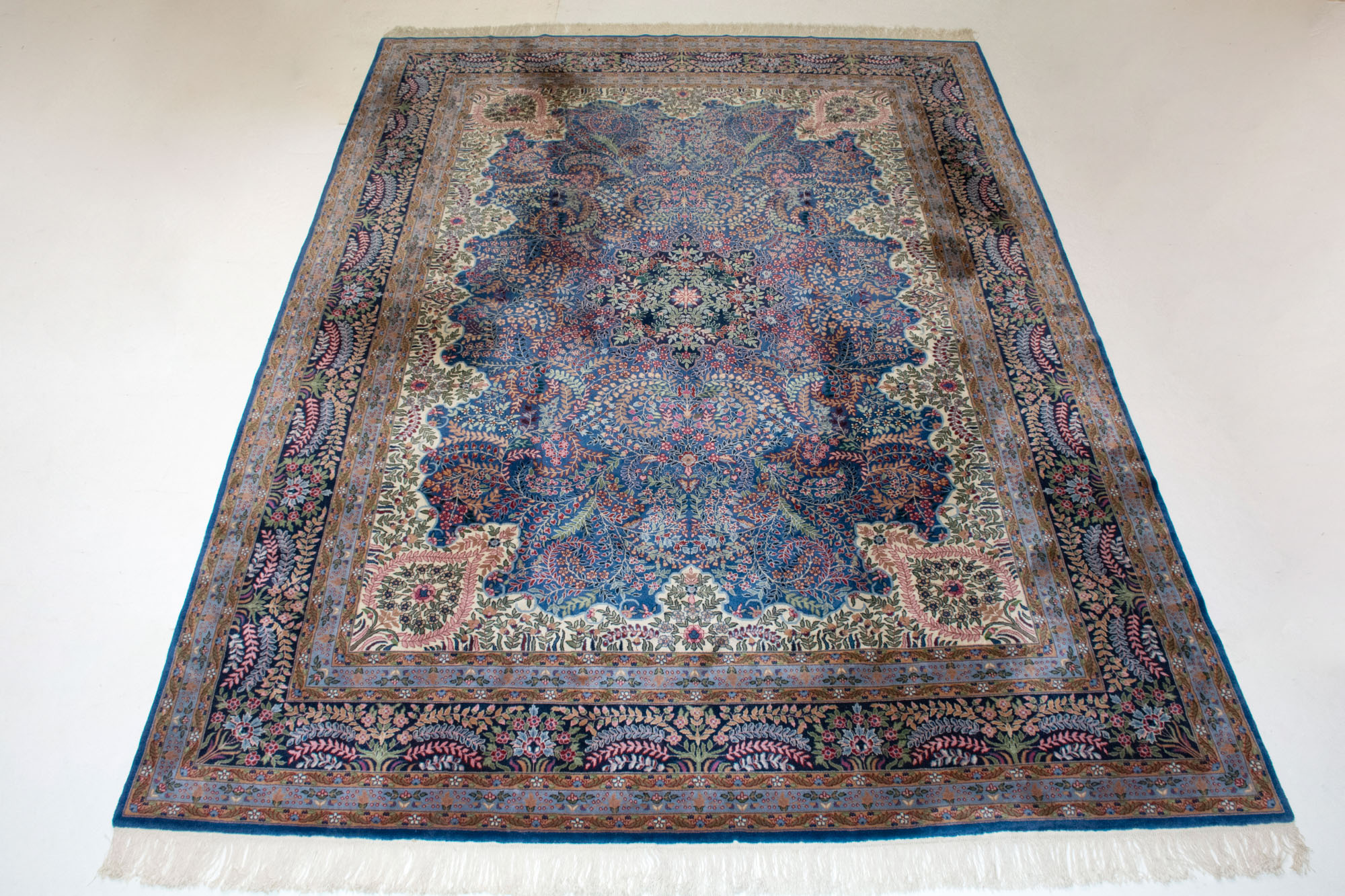 Lot image - Indo-Kerman Carpet