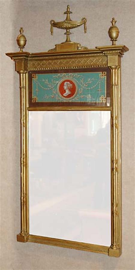 Lot image - Regency Gilt-Wood Mirror