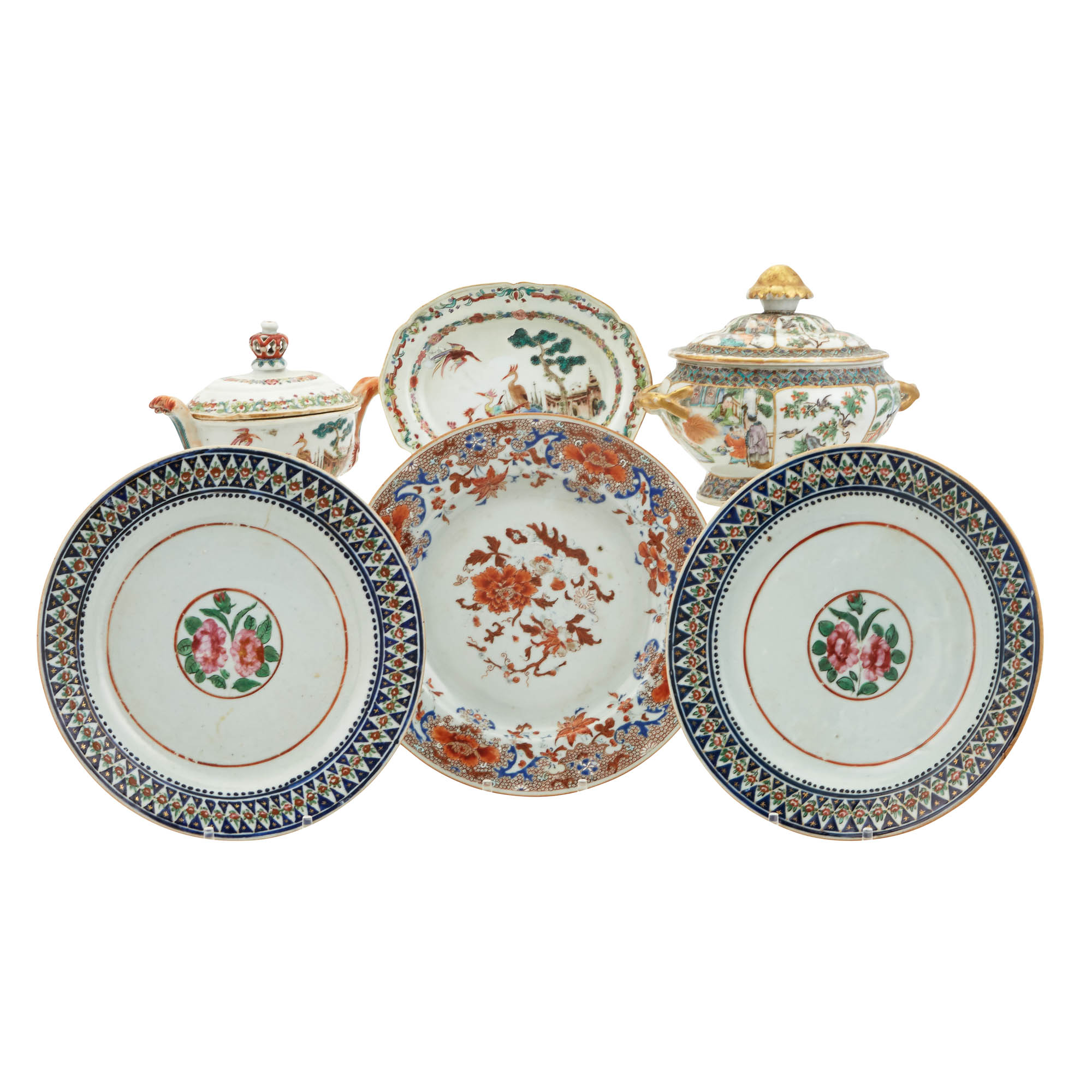 Lot image - Group of Chinese Export Porcelain Articles