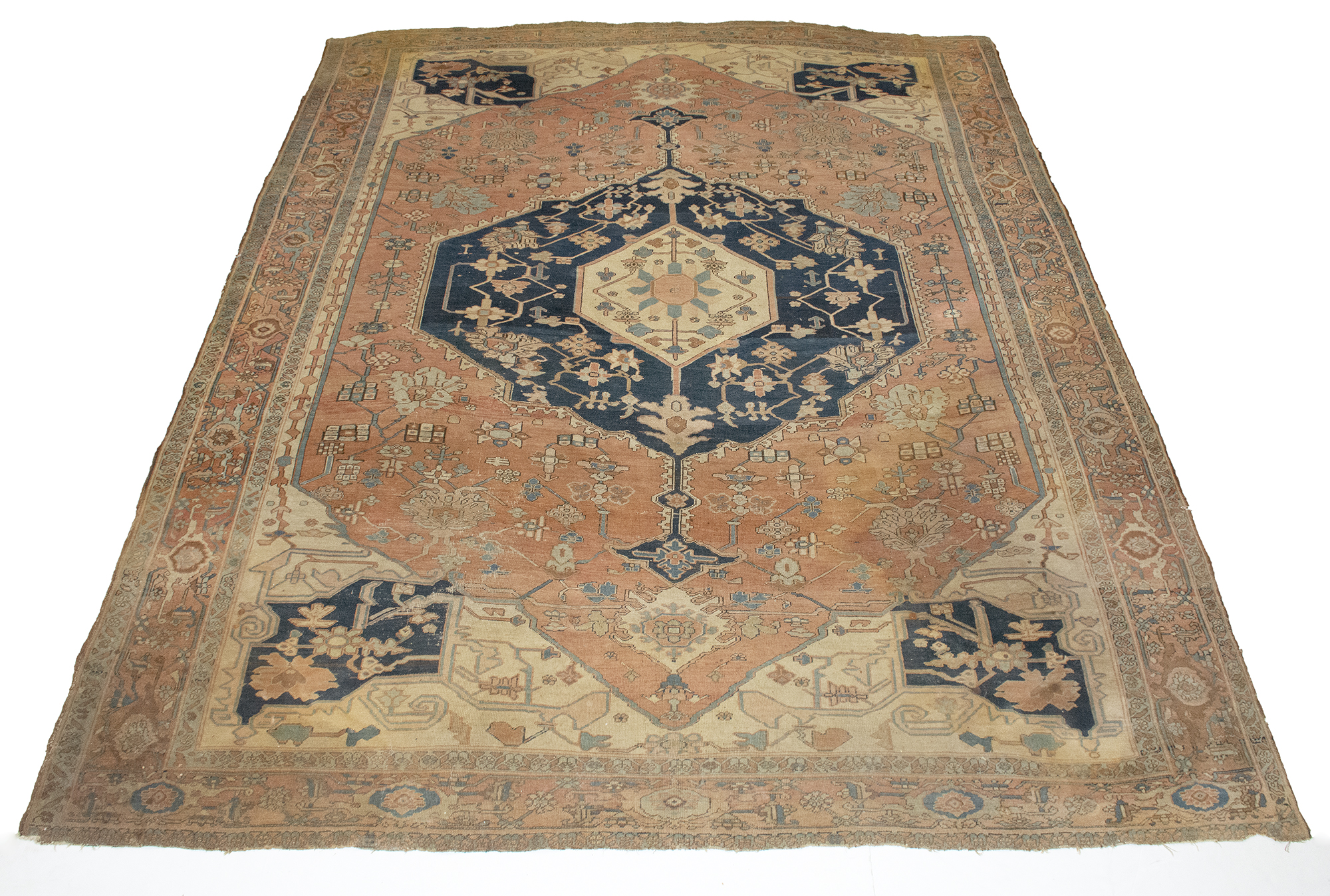 Lot image - Heriz Carpet