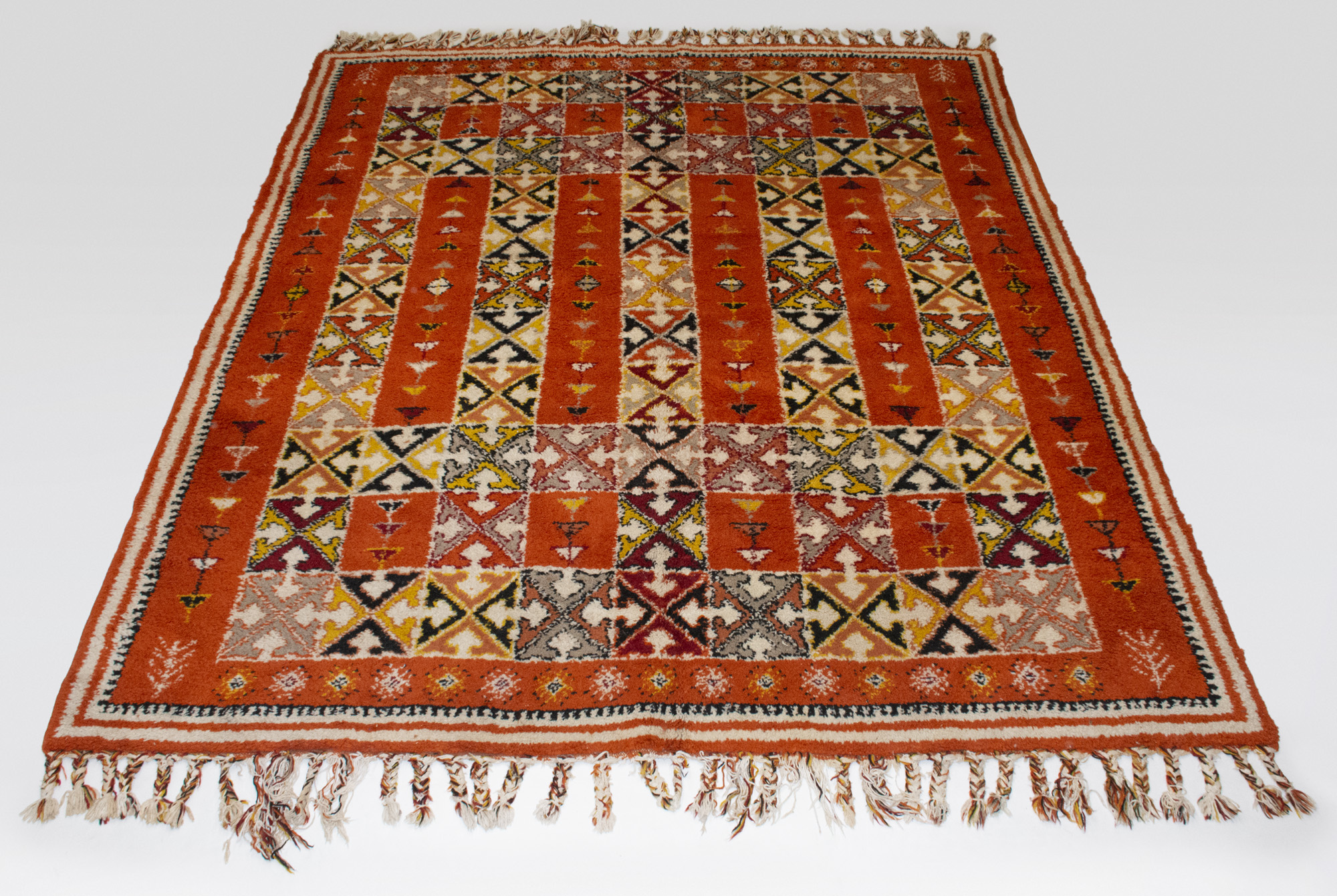 Lot image - Moroccan Berber Carpet