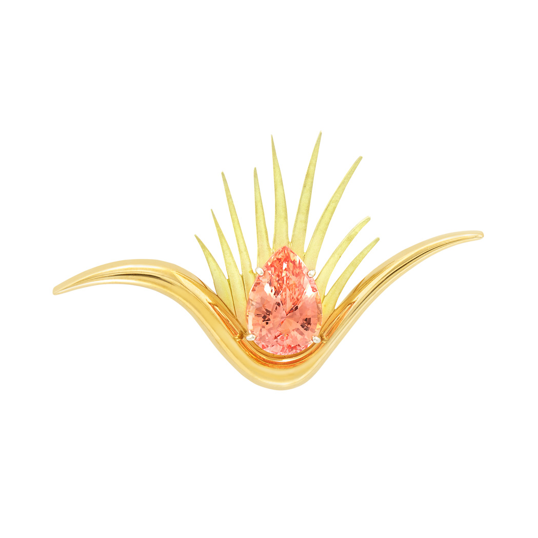 Lot image - Gold and Padparadscha Sapphire Brooch