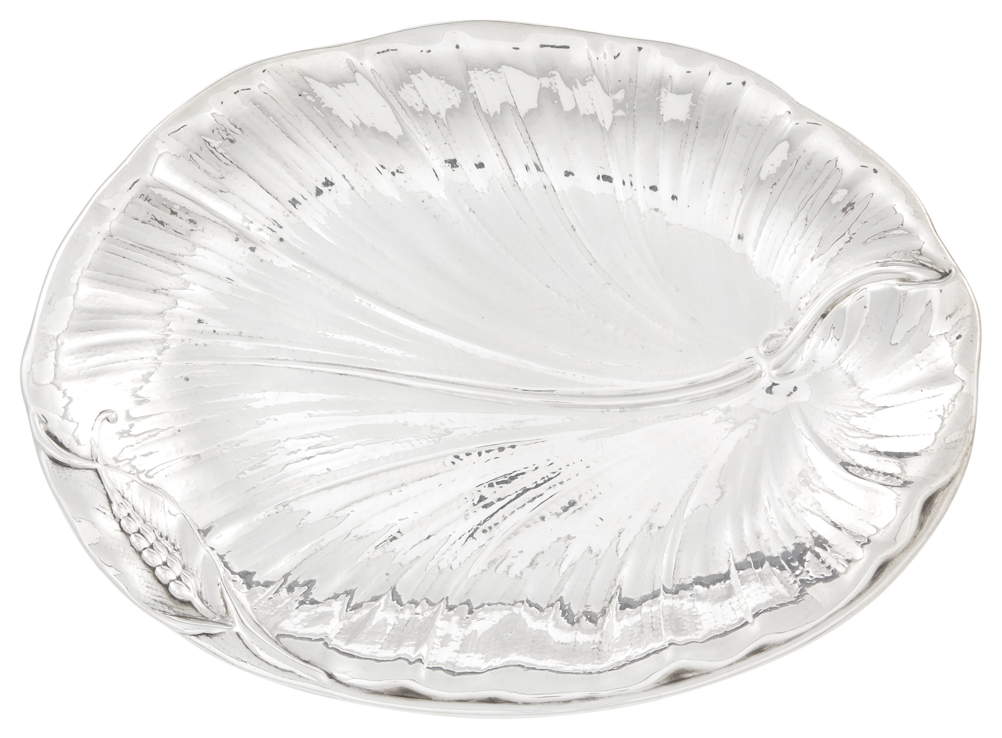 Lot image - International Silver Co. Sterling Silver Leaf-Form Dish