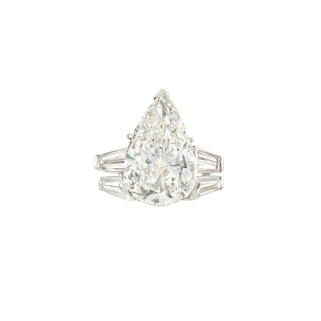 Lot image - Platinum and Diamond Ring