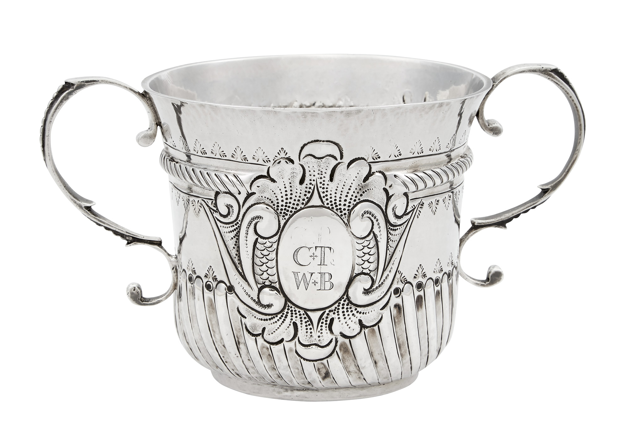 Lot image - Queen Anne Sterling Silver Porringer