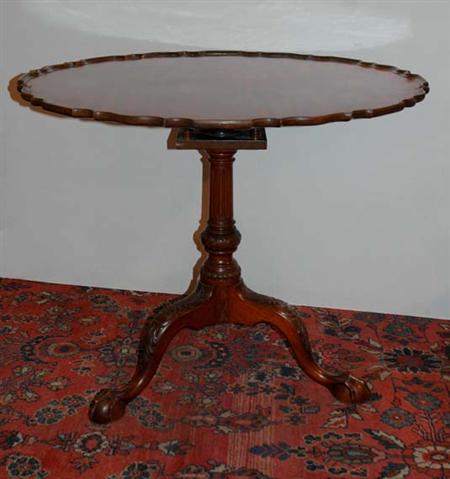 Lot image - Chippendale Style Mahogany Tea Table
