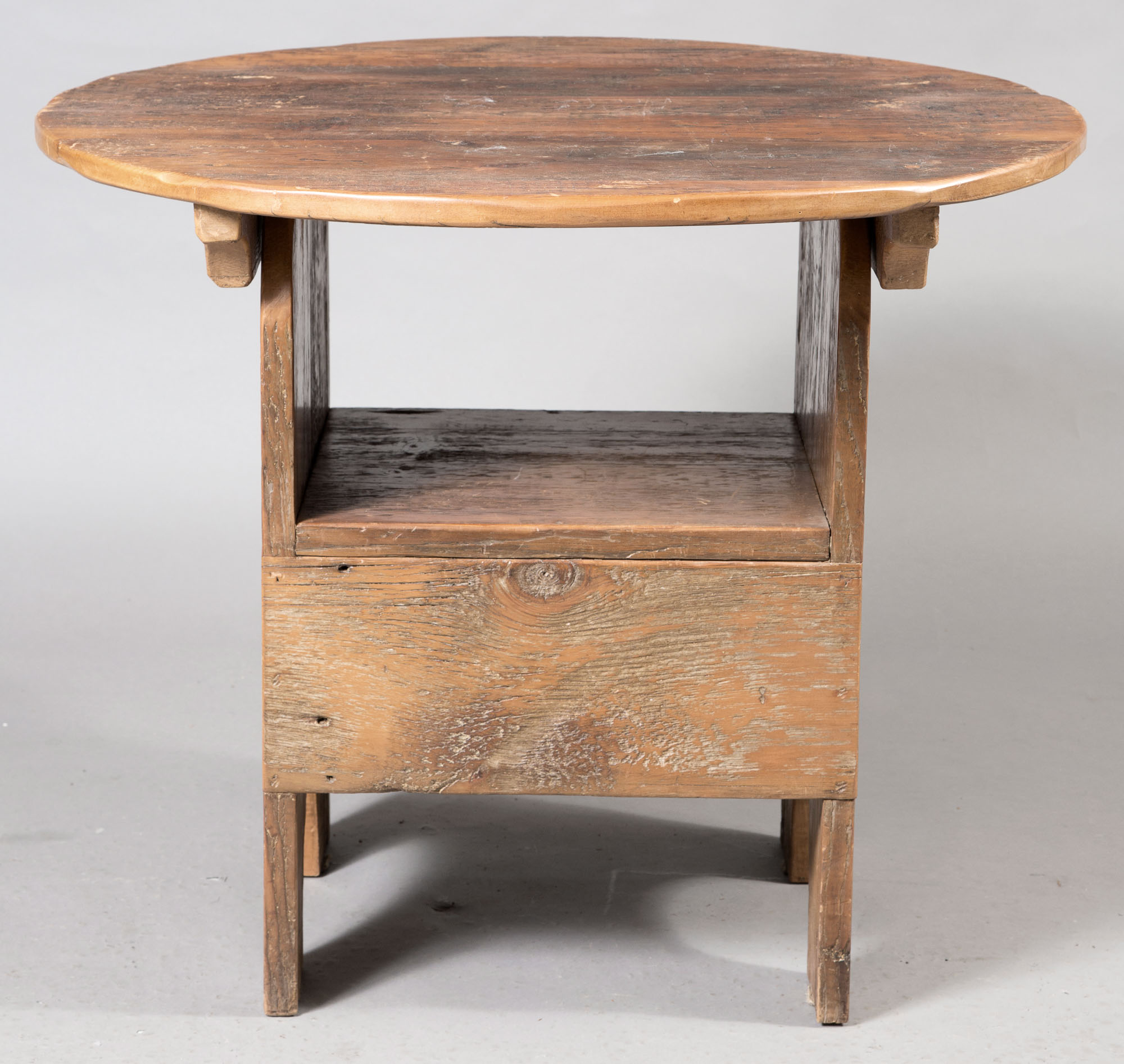 Lot image - Pine Hutch Table