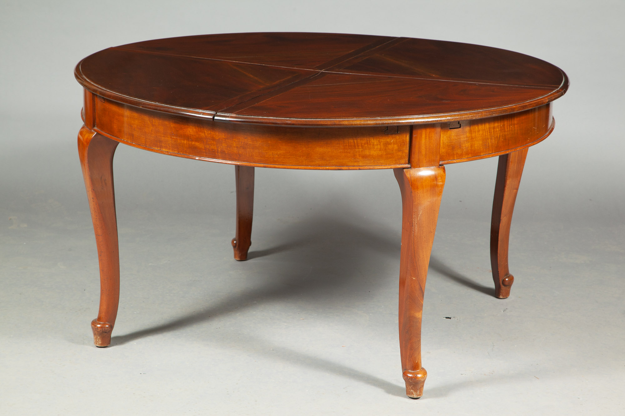 Lot image - Louis XV Style Mahogany Extension Dining Table