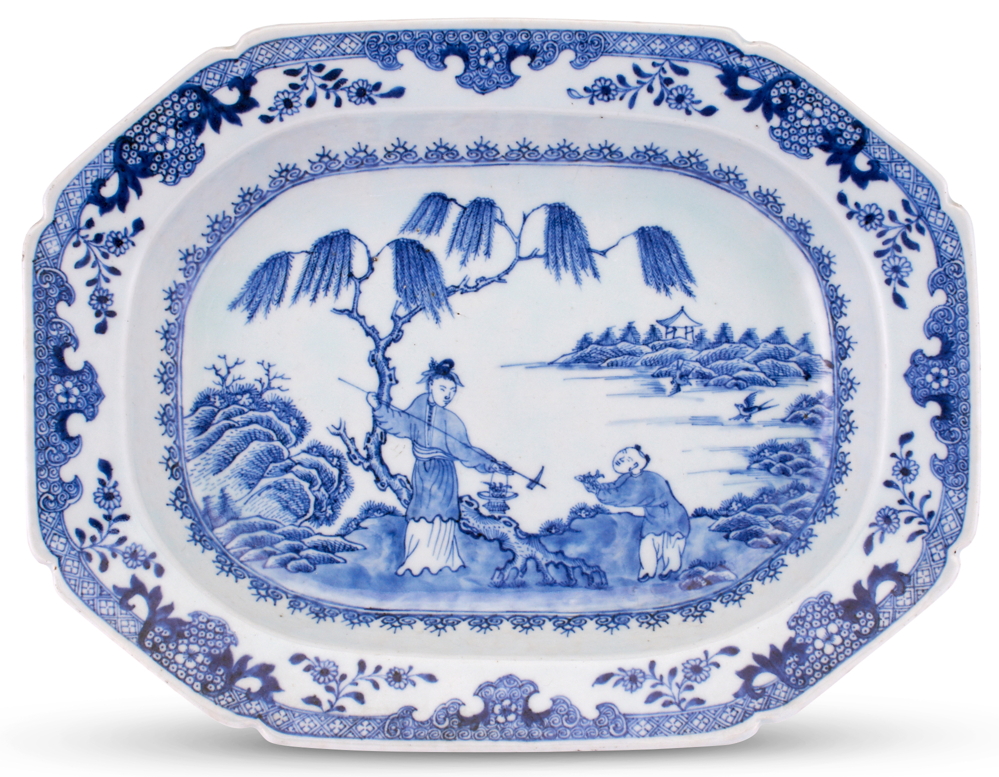 Lot image - A Chinese Blue and White Export Porcelain Platter