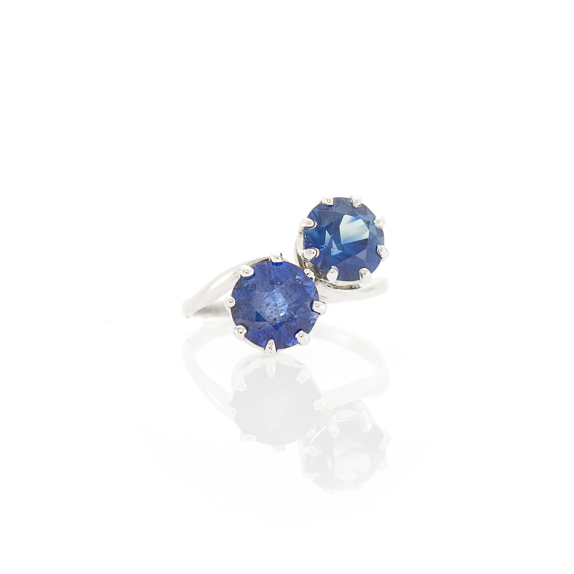 Lot image - White Gold and Sapphire Ring