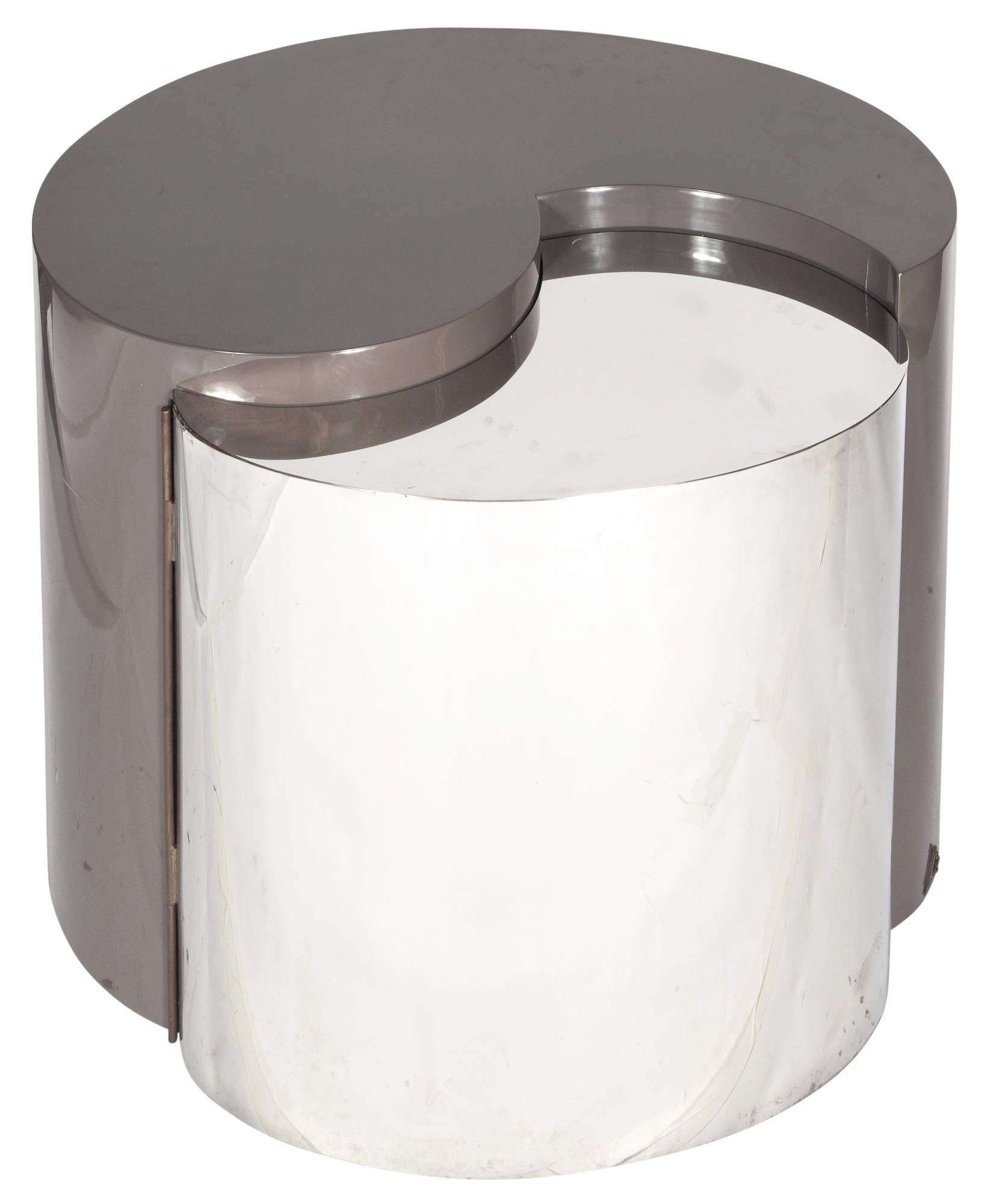 Lot image - Gabriella Crespi Lacquer and Stainless Steel Nautilus