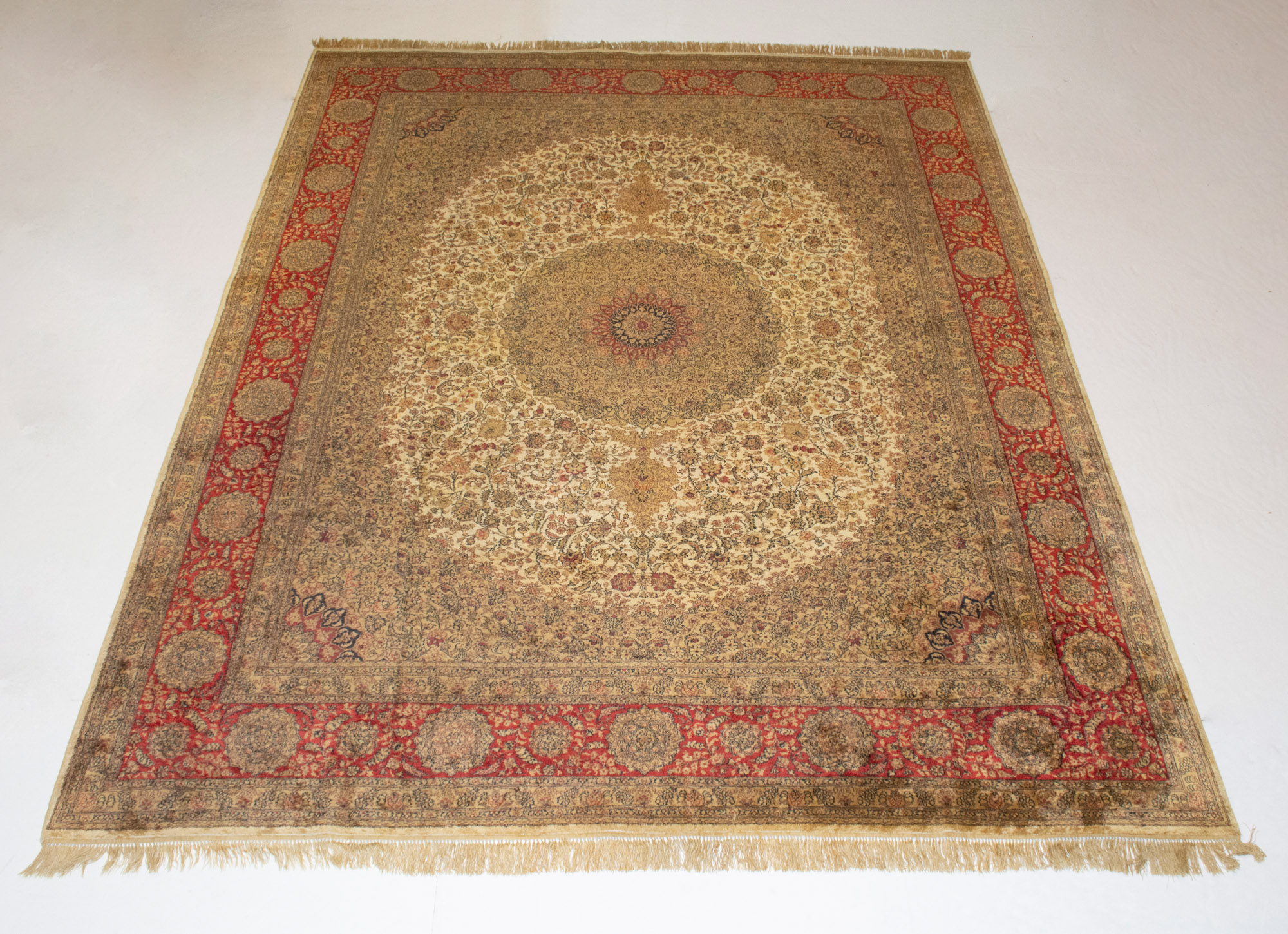 Lot image - Kayseri Silk Carpet