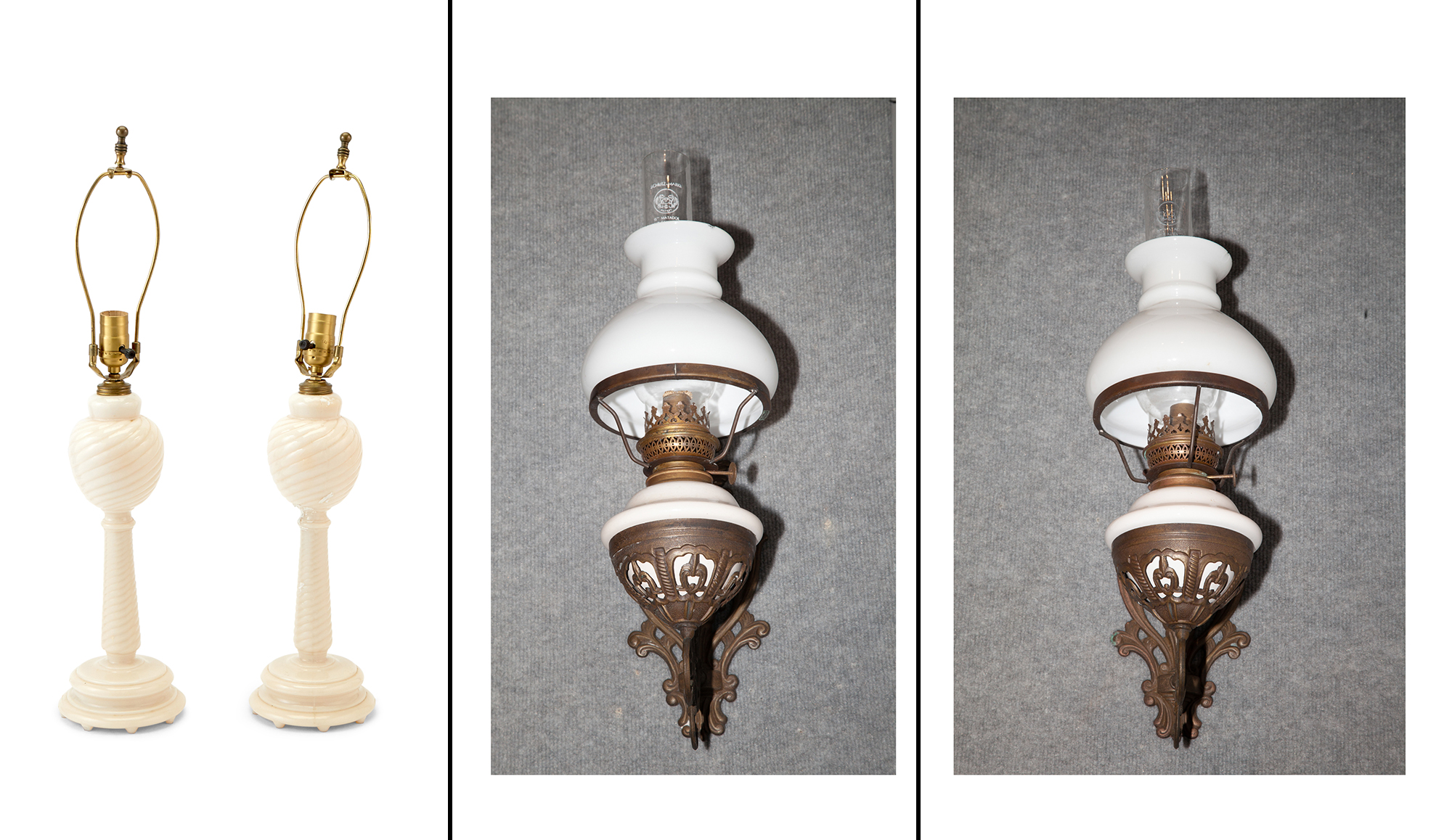 Lot image - Pair of Glass and Metal Sconces