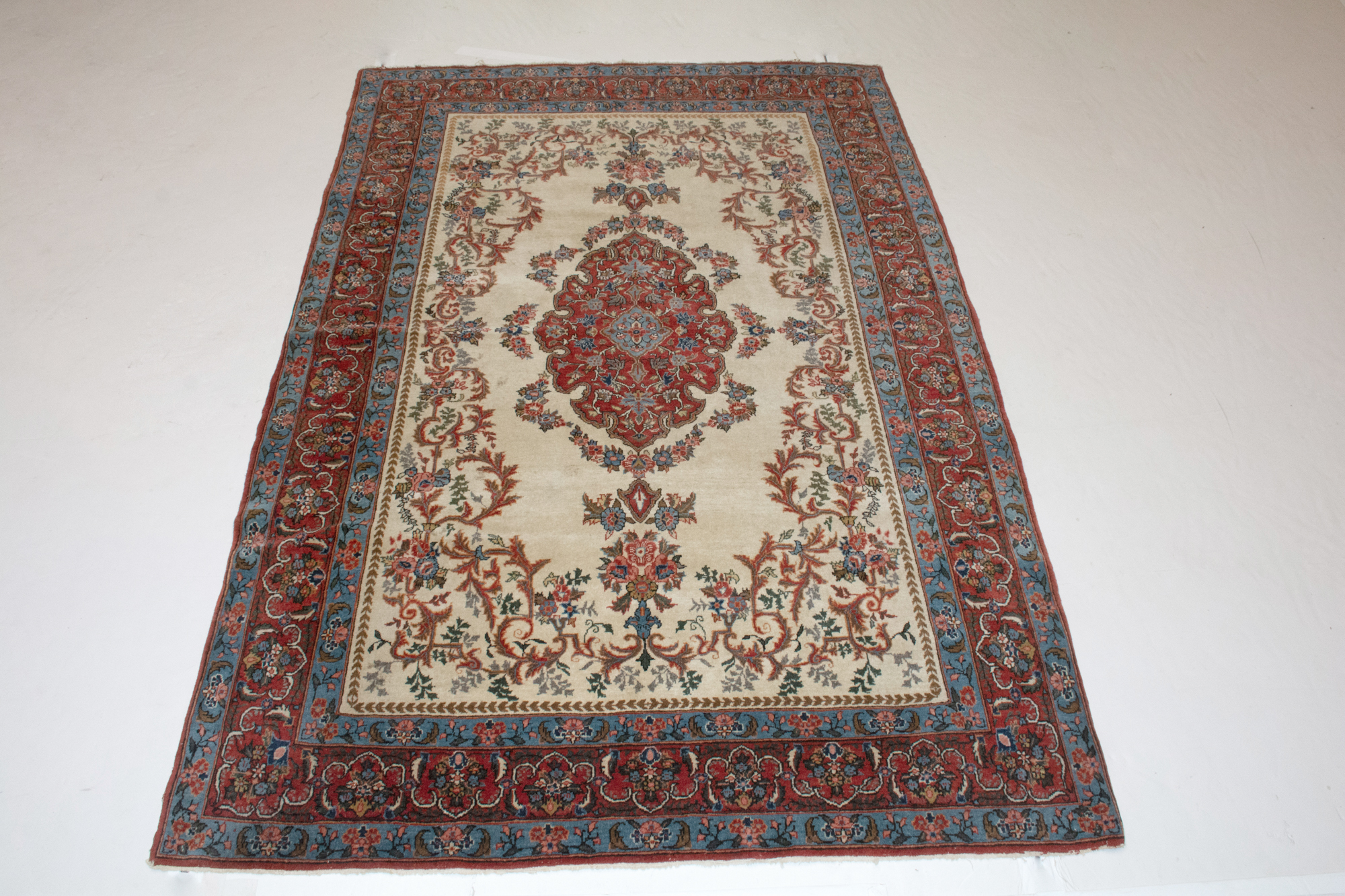 Lot image - Qum Wool Rug