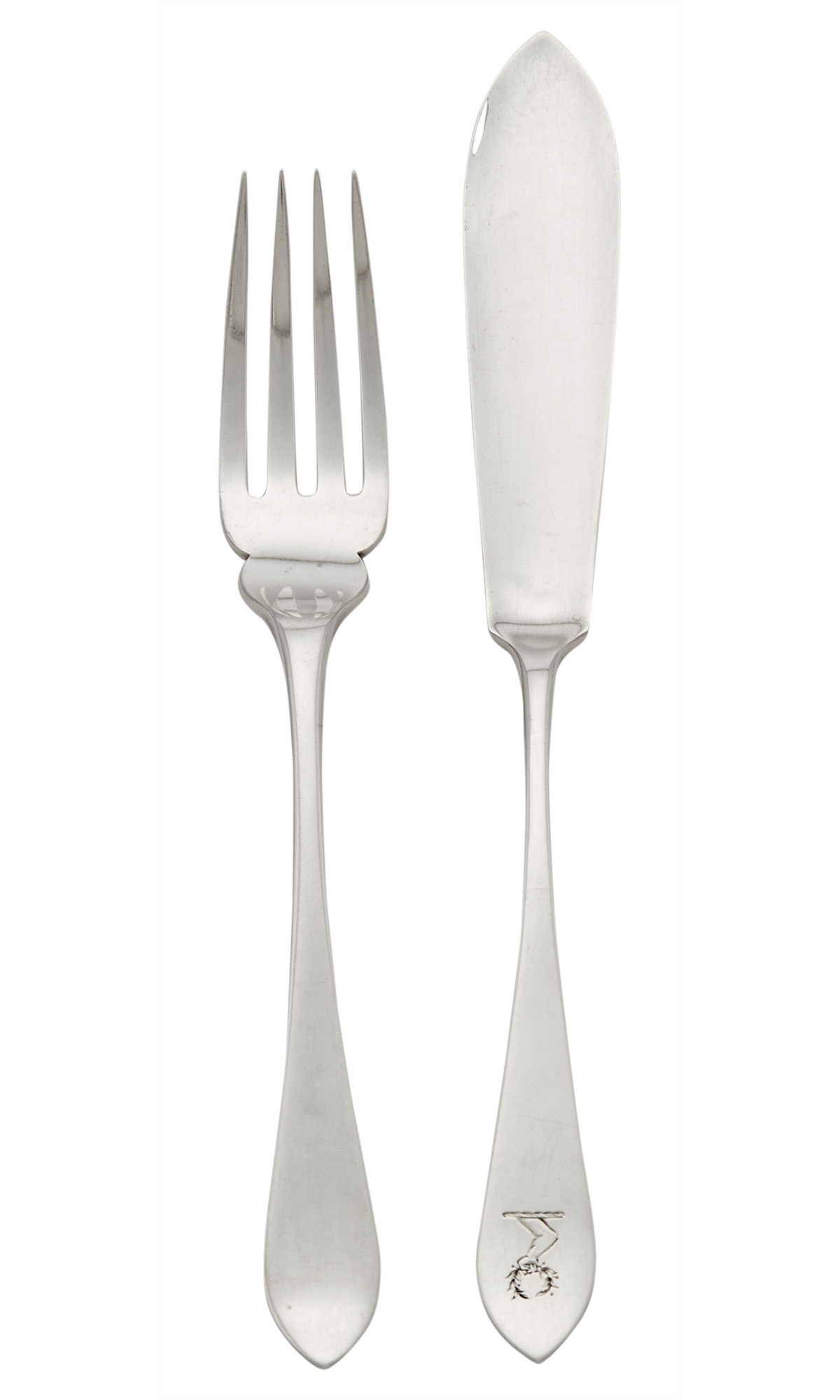 Lot image - Set of Edwardian Scottish Sterling Silver Fish Forks and Fish Knives