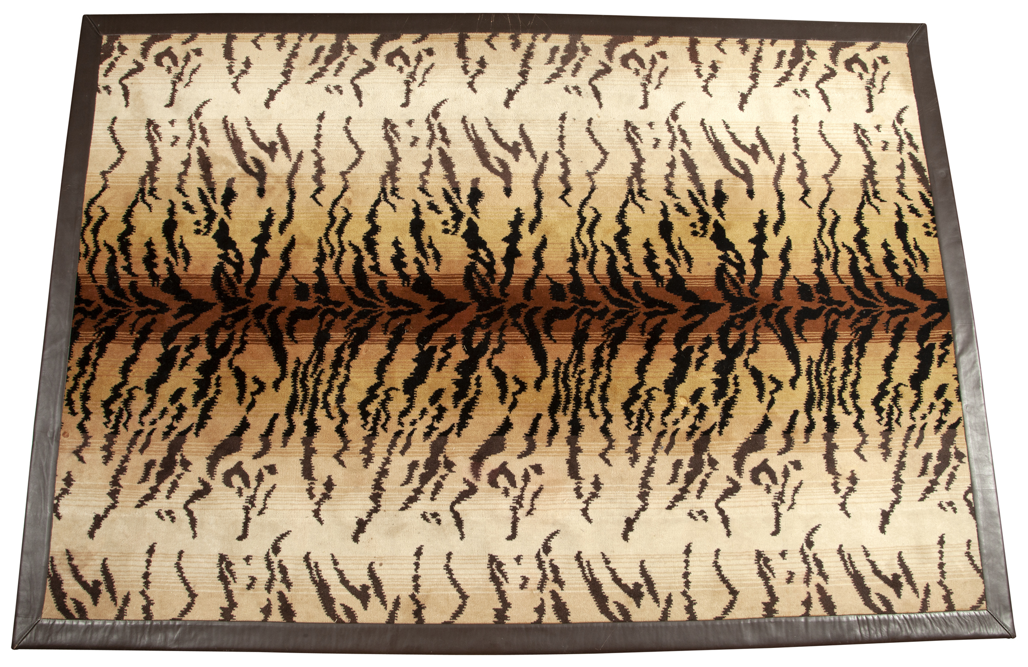 Lot image - Machine-Made Custom Carpet