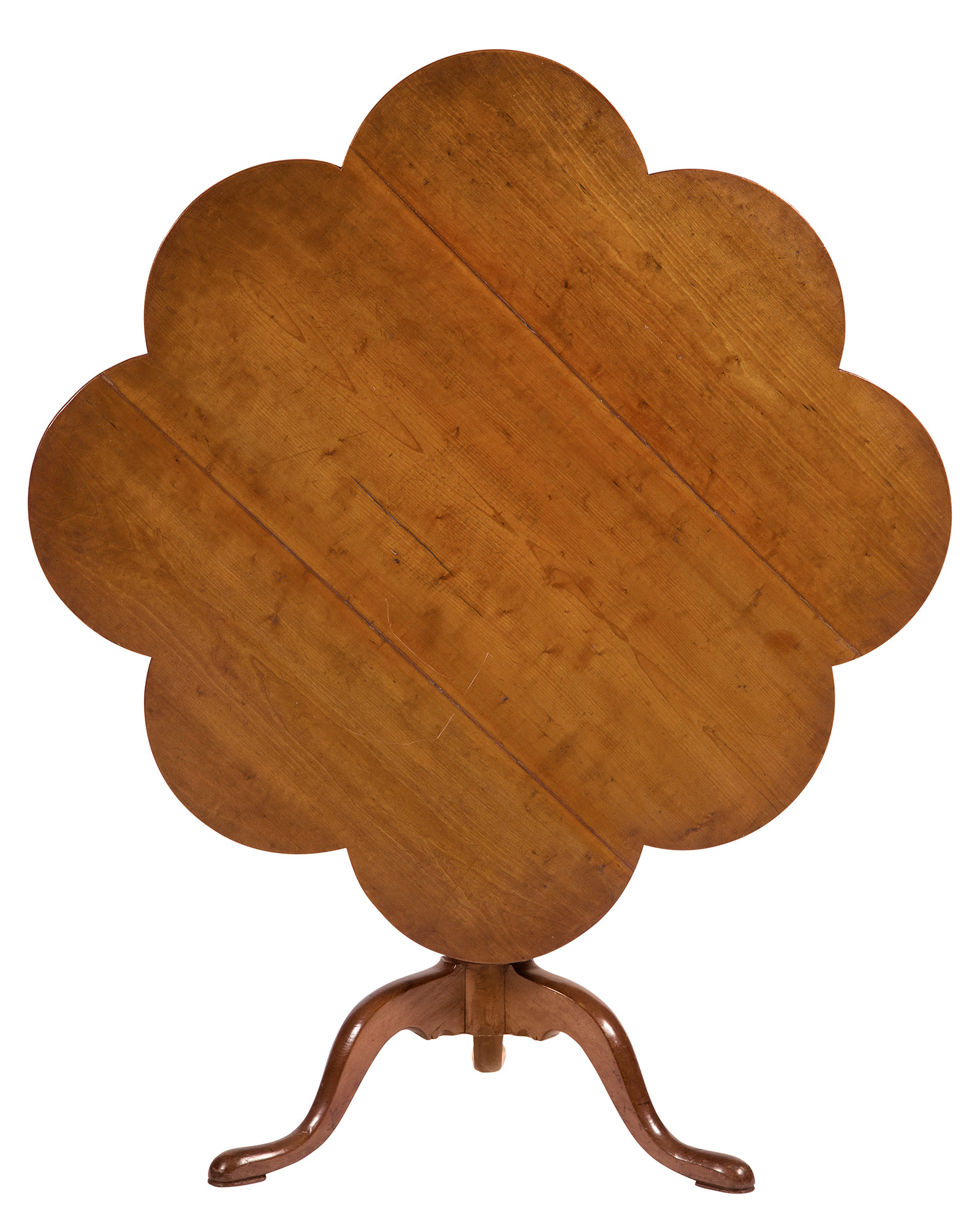 Lot image - Chippendale Cherrywood Scallop-Top Tilt-Top Tea Table