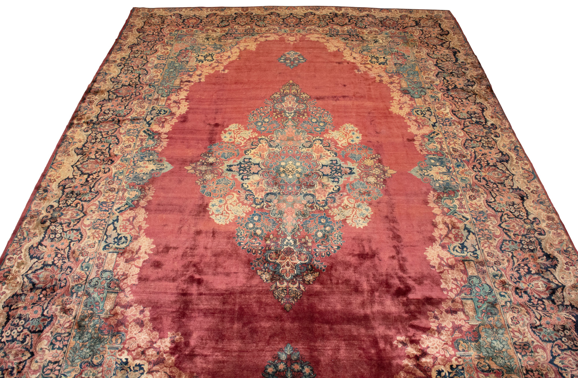 Lot image - Sarouk Carpet
