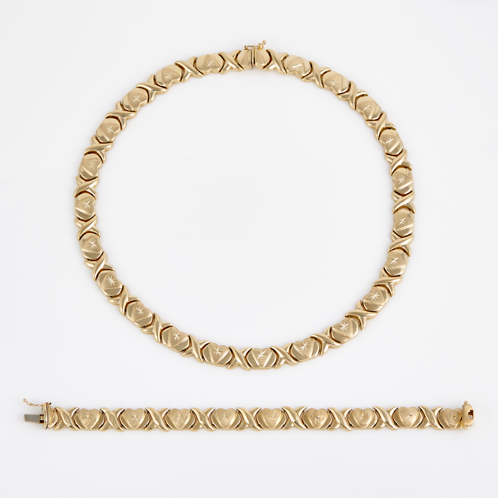 Lot image - Gold Flexible Bracelet and Necklace, 14K 26 dwt., damaged