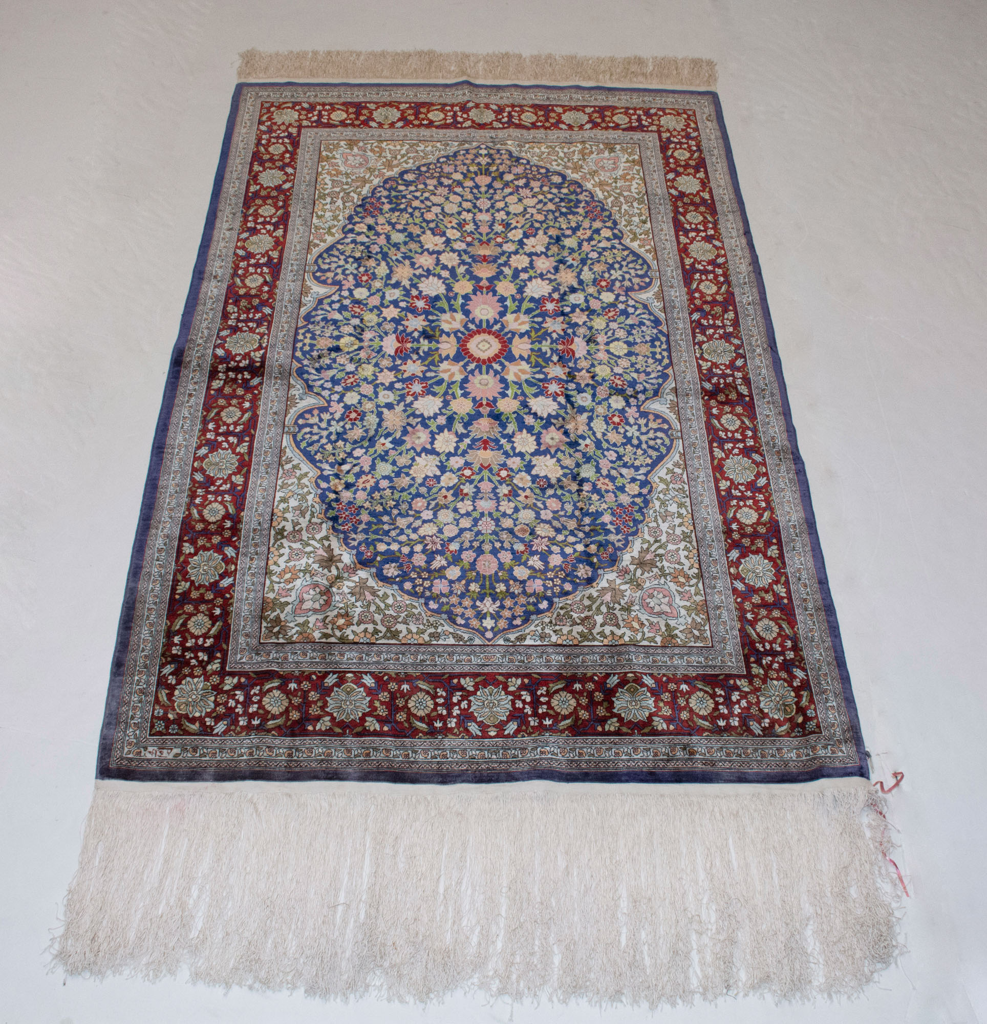 Lot image - Hereke Silk Rug