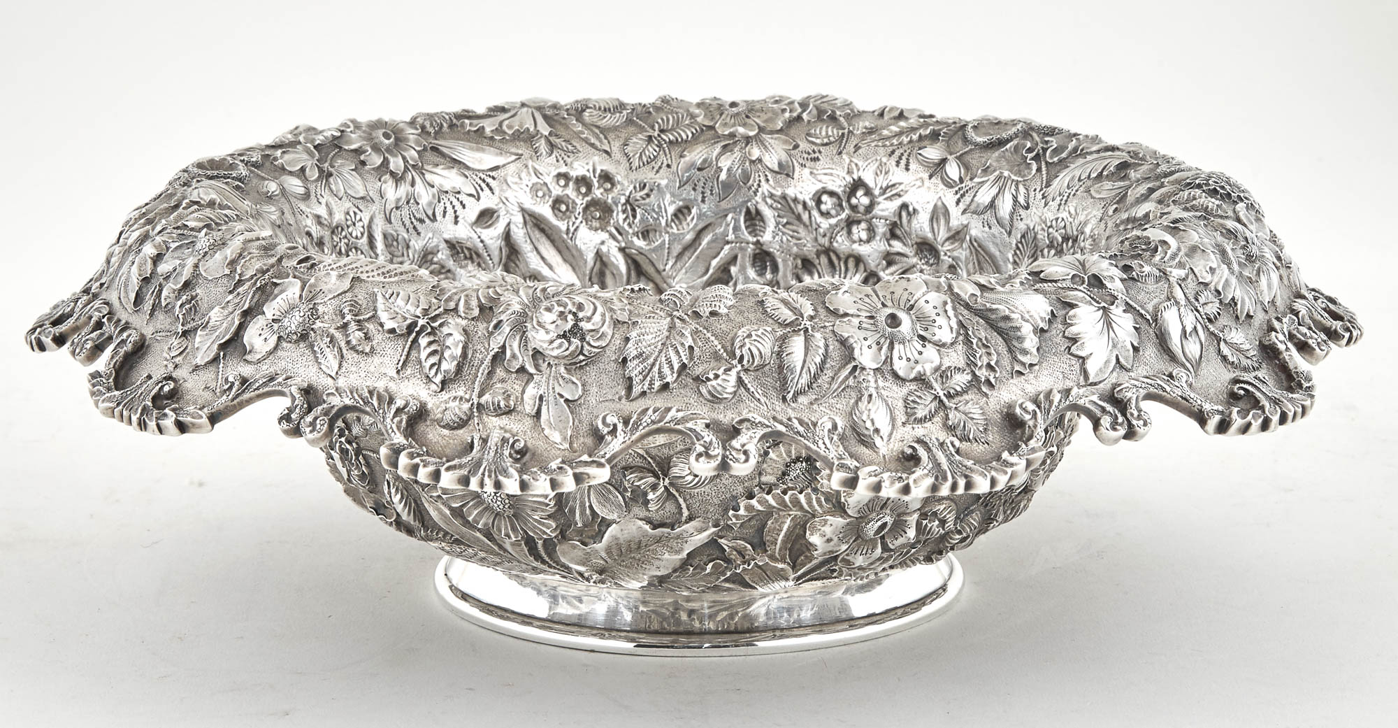 Lot image - S. Kirk & Son Co. Sterling Silver Centerpiece Bowl