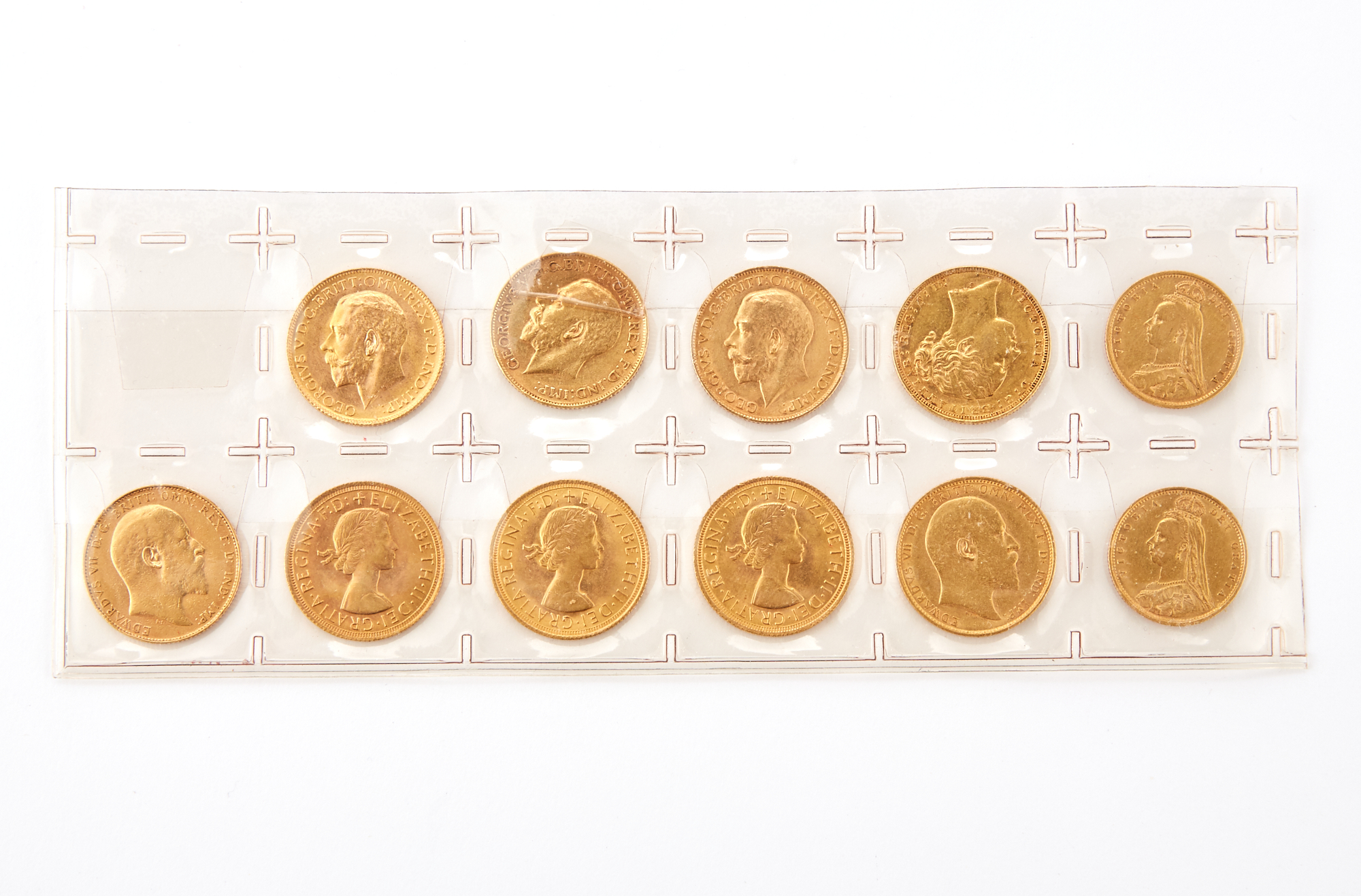 Lot image - Great Britain Gold Sovereign Group