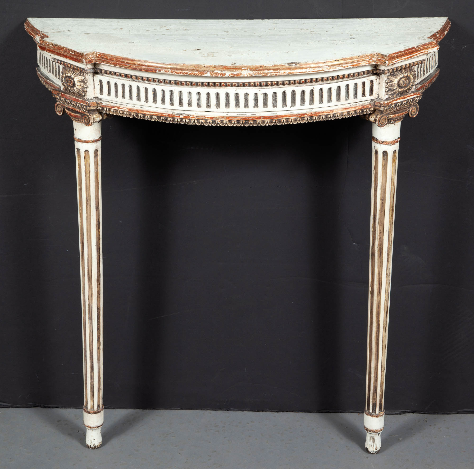 Lot image - George III Style Painted and Parcel-Gilt Console