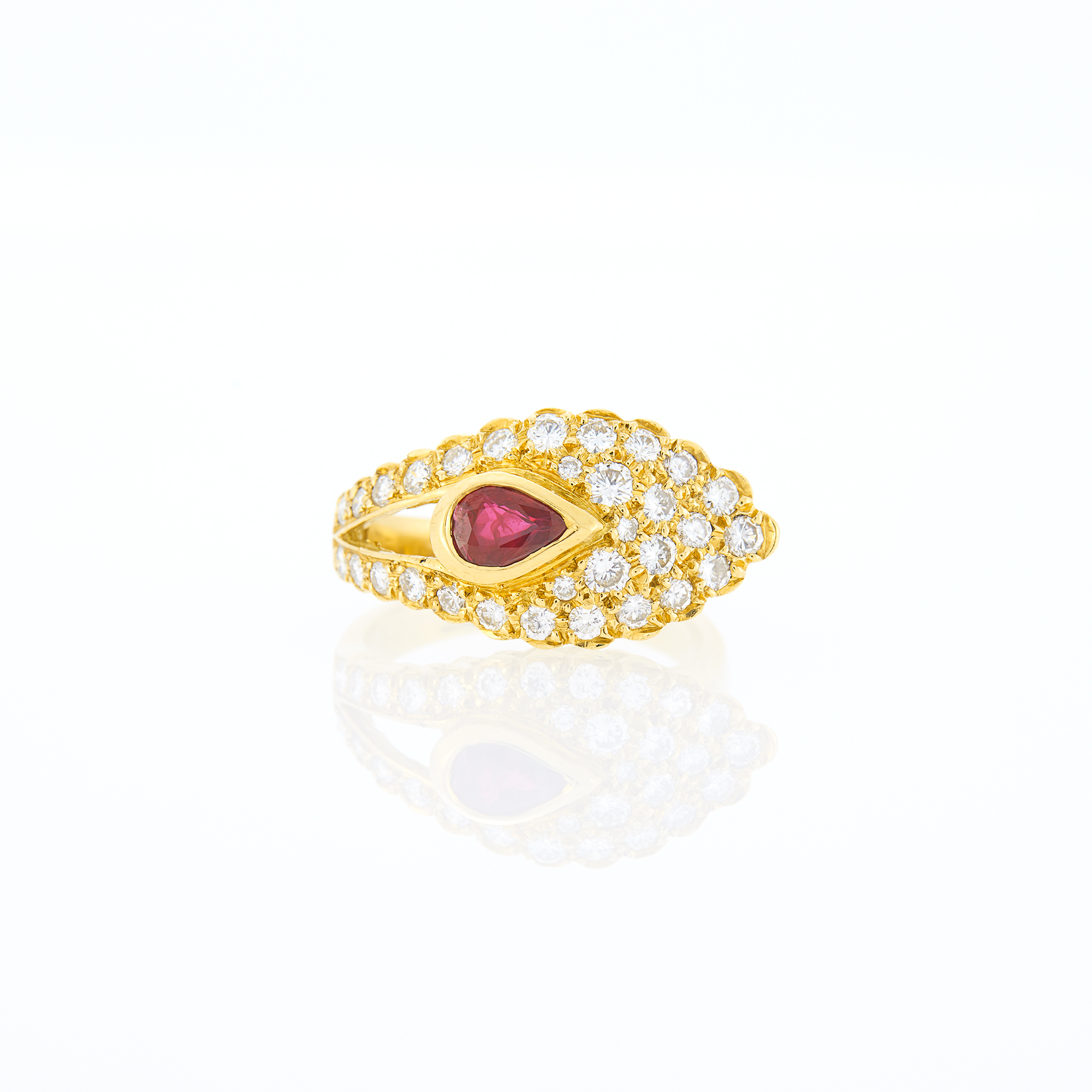 Lot image - Gold, Ruby and Diamond Ring